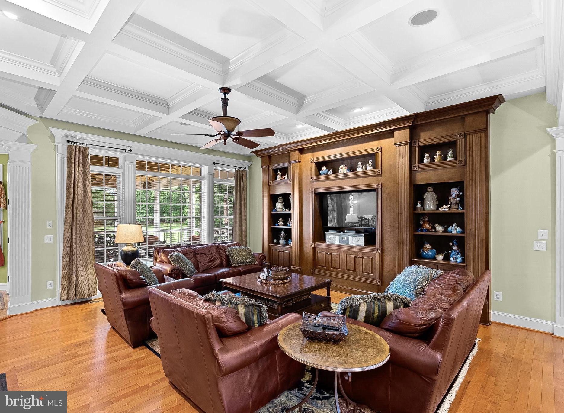 LONG ACRES - Residential