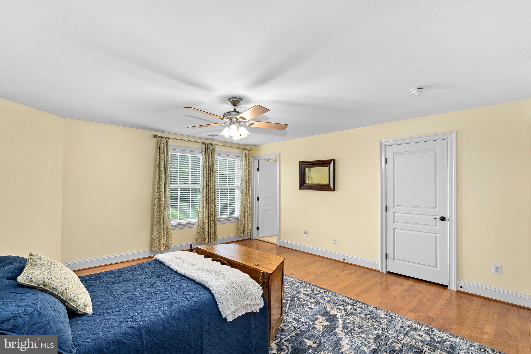 LONG ACRES - Residential