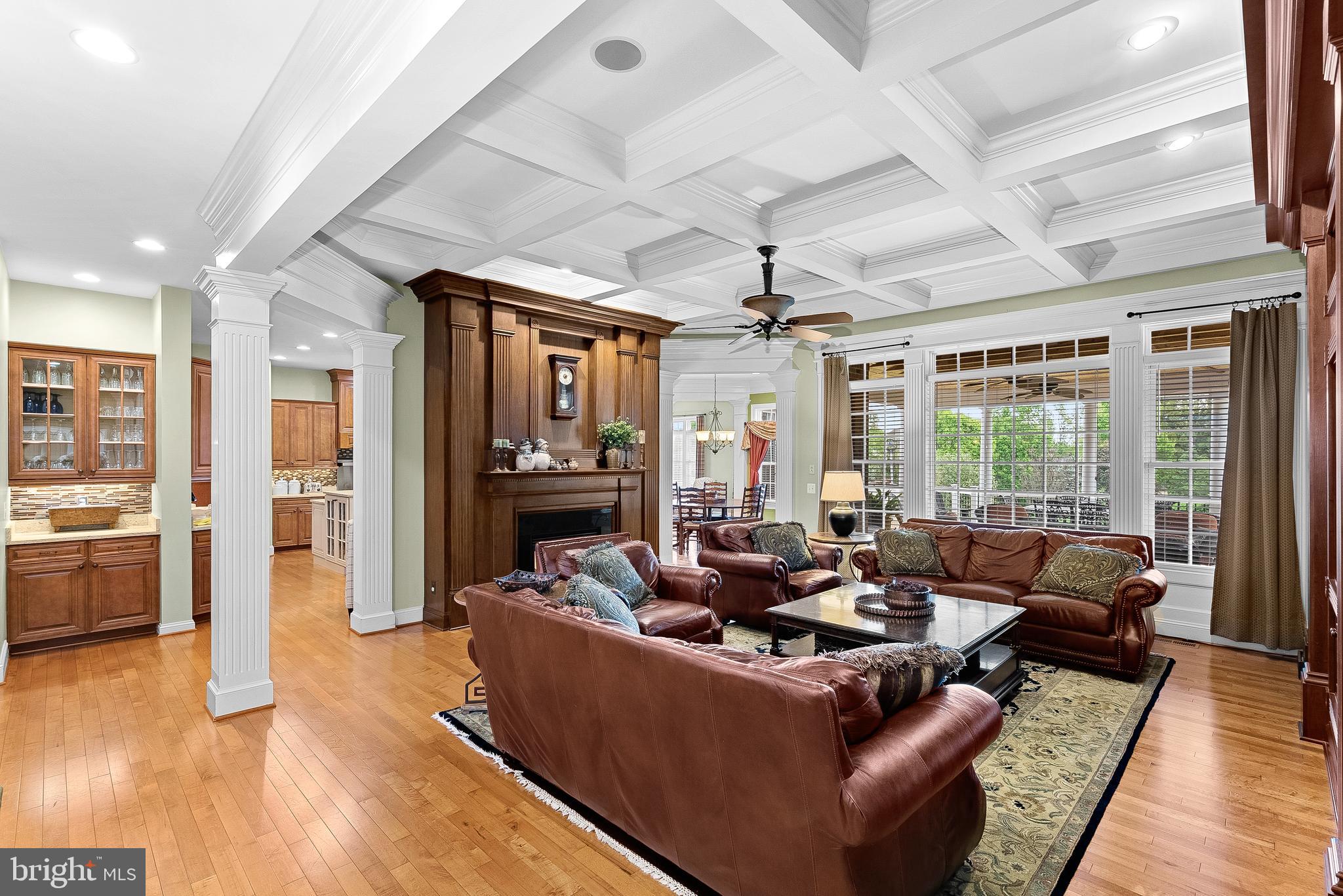 LONG ACRES - Residential