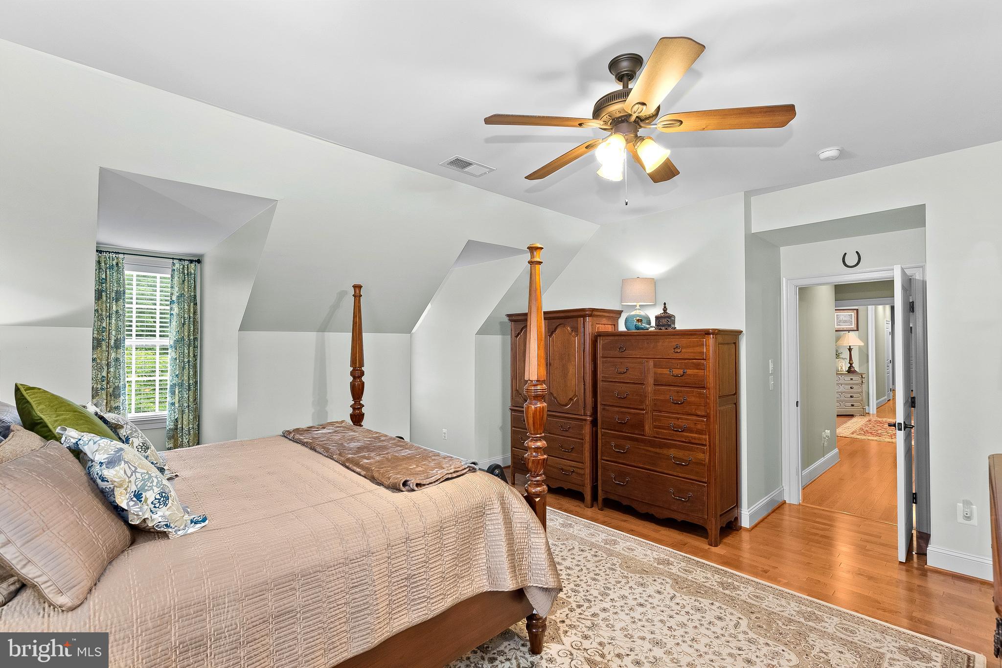 LONG ACRES - Residential