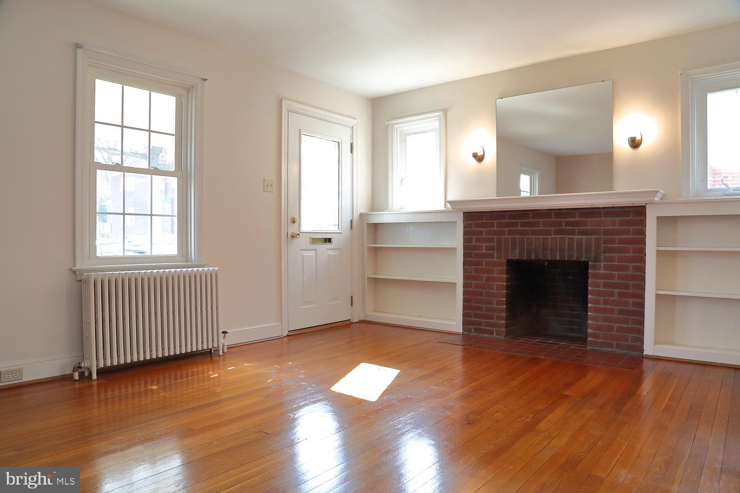 HAMILTON PARK - Residential