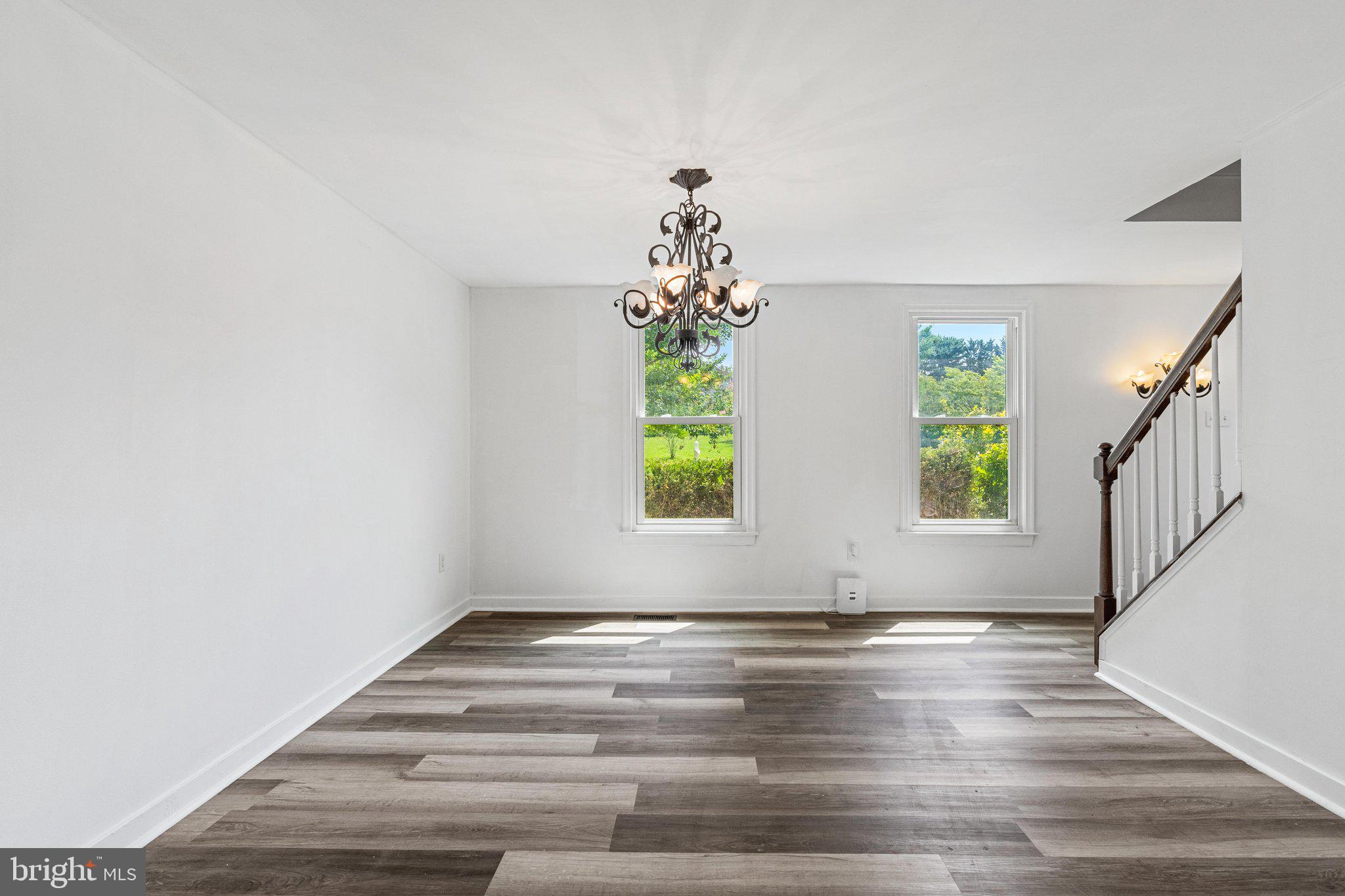 GLADE MANOR - Residential