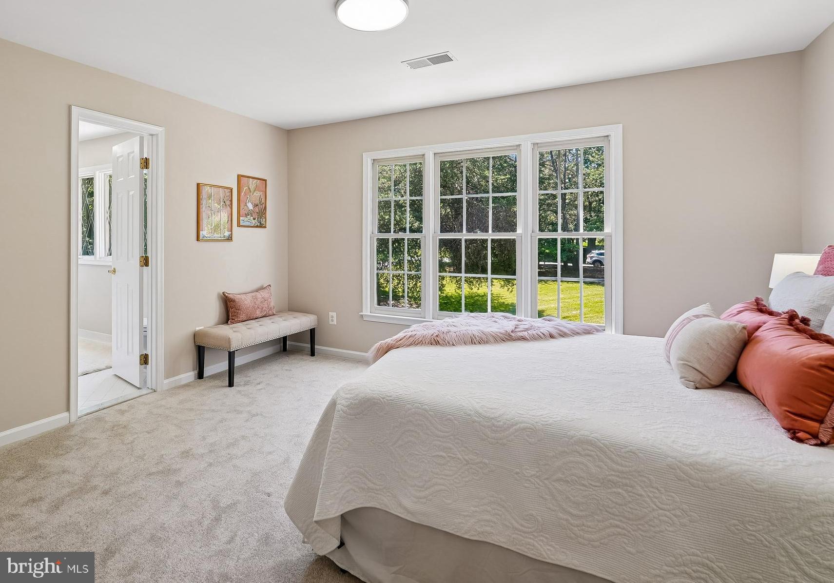 CROSSFIELDS - Residential