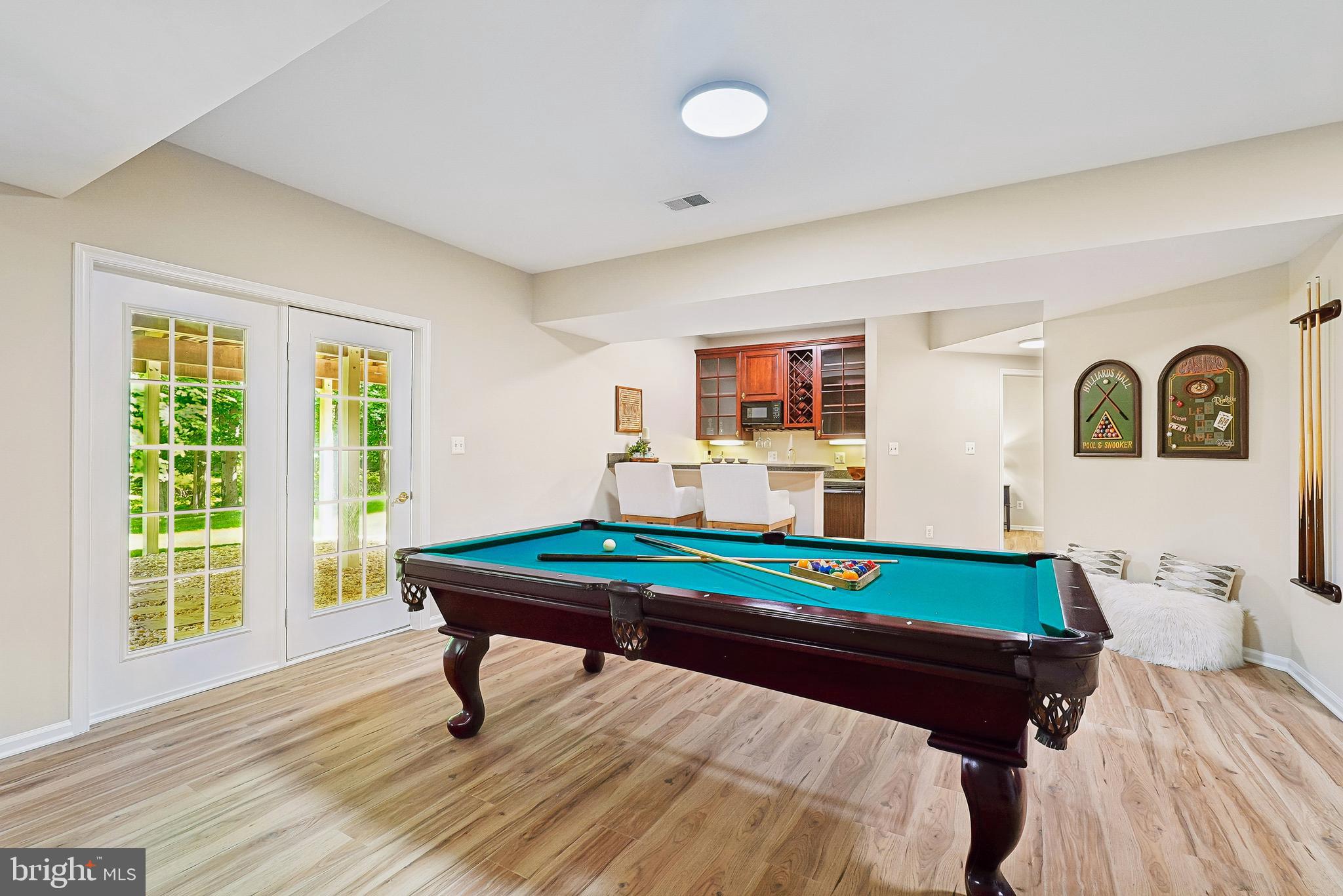 CROSSFIELDS - Residential