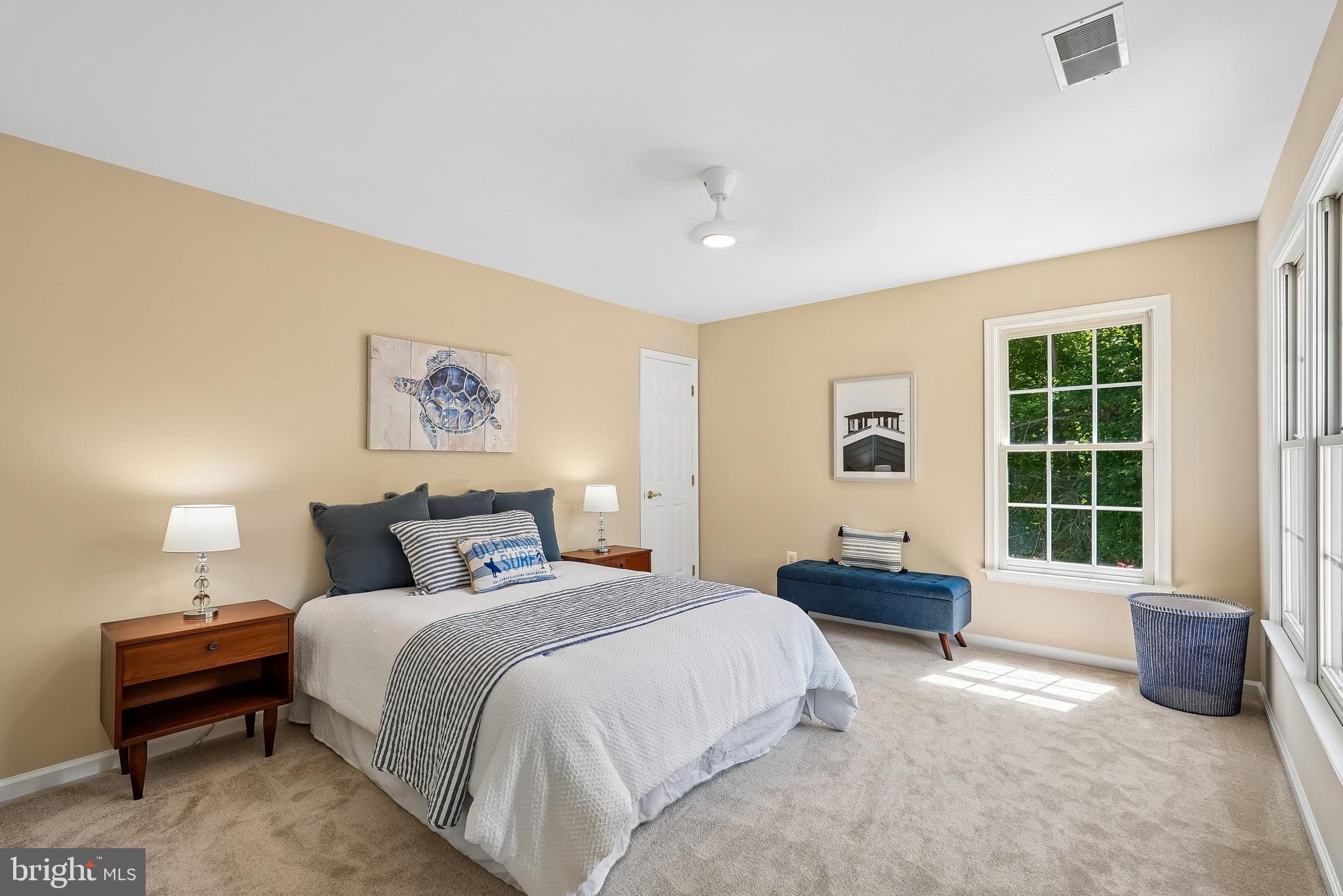 CROSSFIELDS - Residential