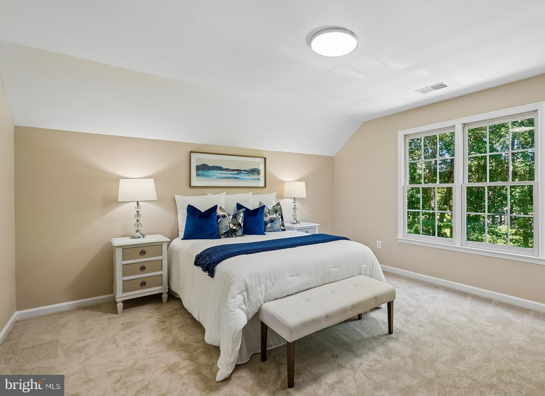 CROSSFIELDS - Residential