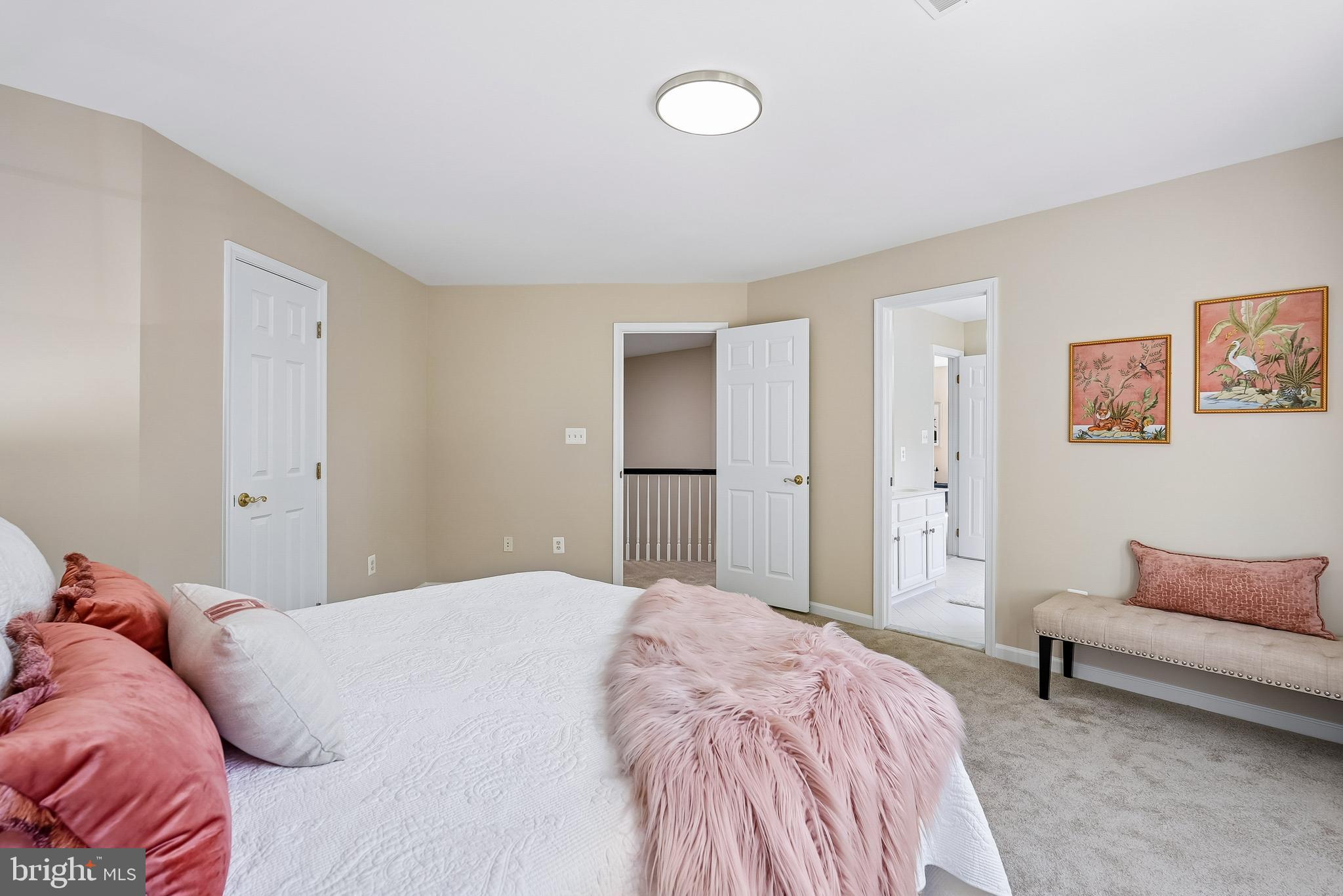 CROSSFIELDS - Residential