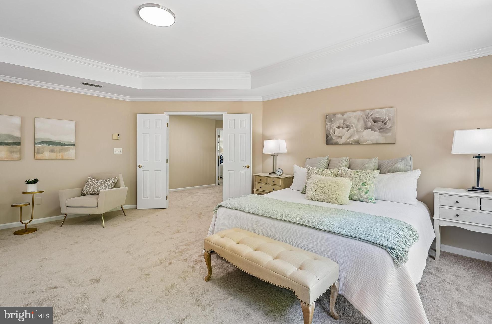 CROSSFIELDS - Residential