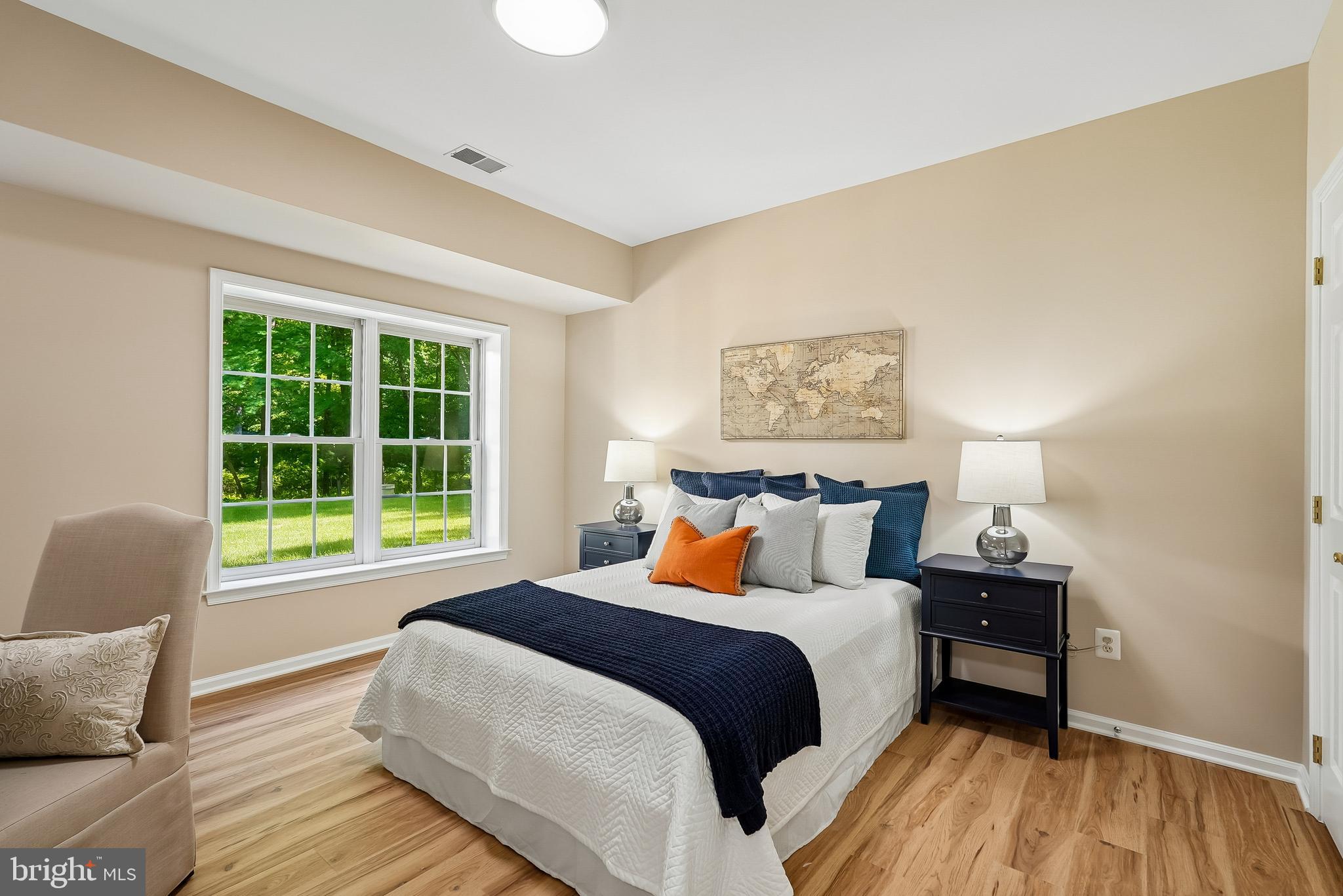 CROSSFIELDS - Residential