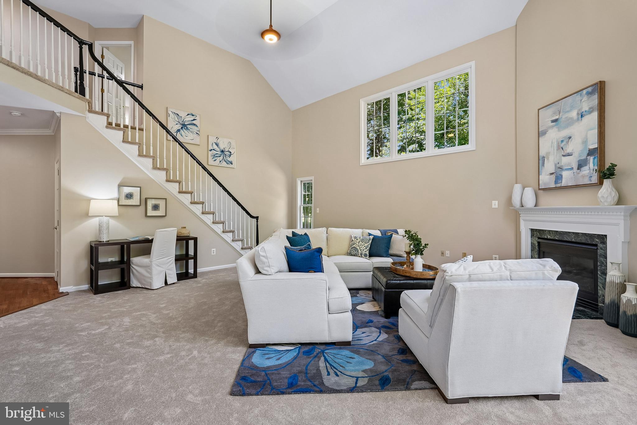 CROSSFIELDS - Residential