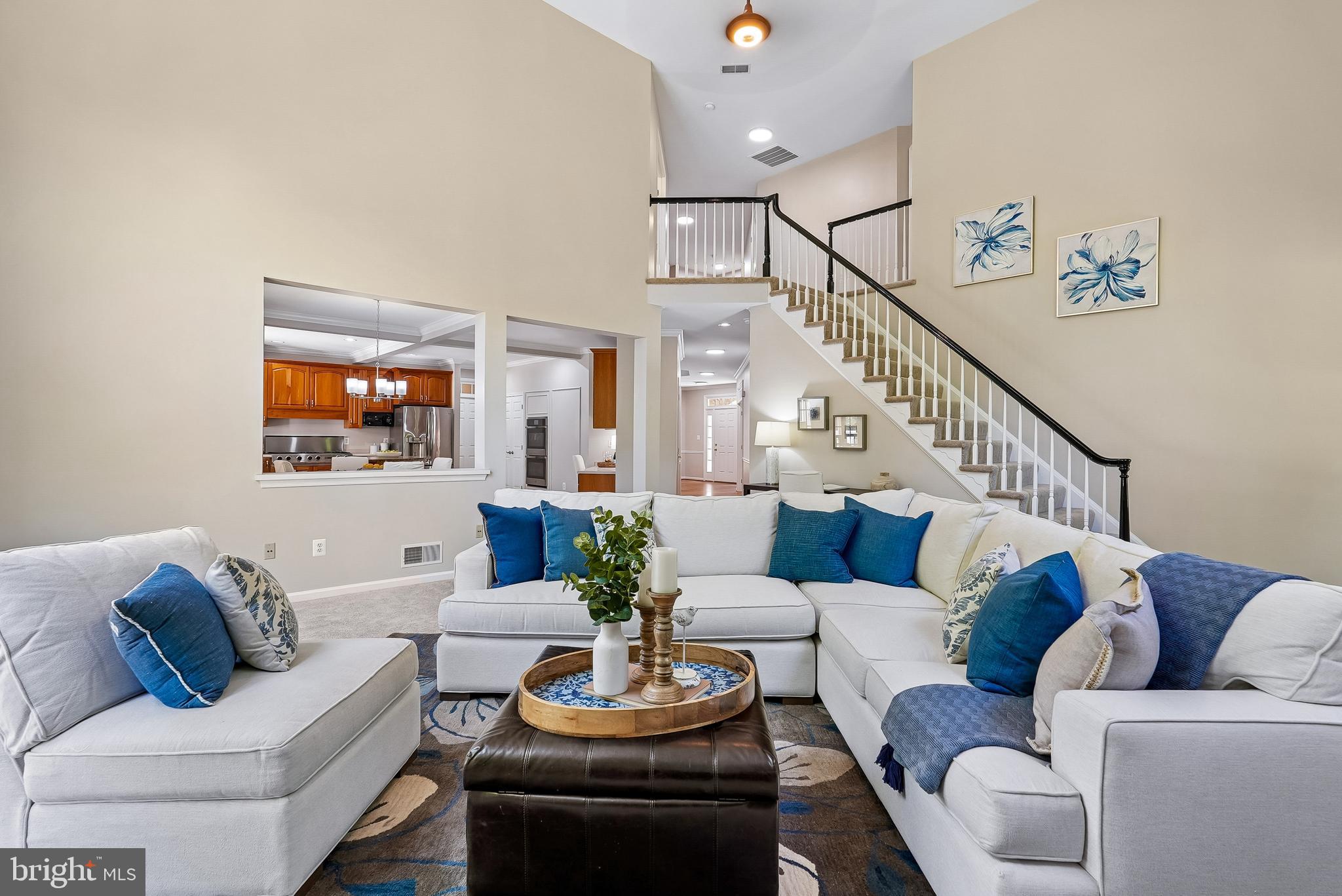 CROSSFIELDS - Residential
