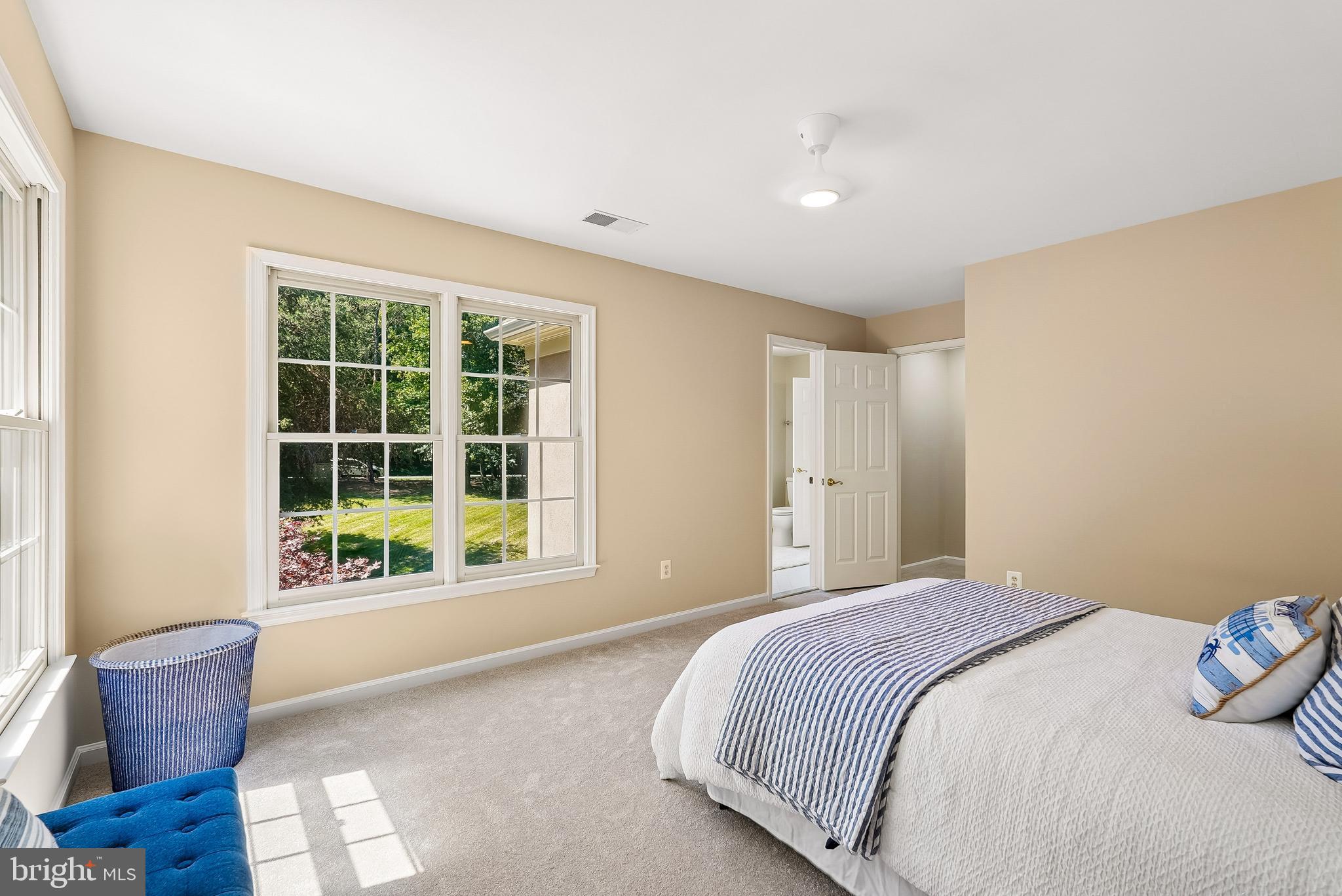 CROSSFIELDS - Residential