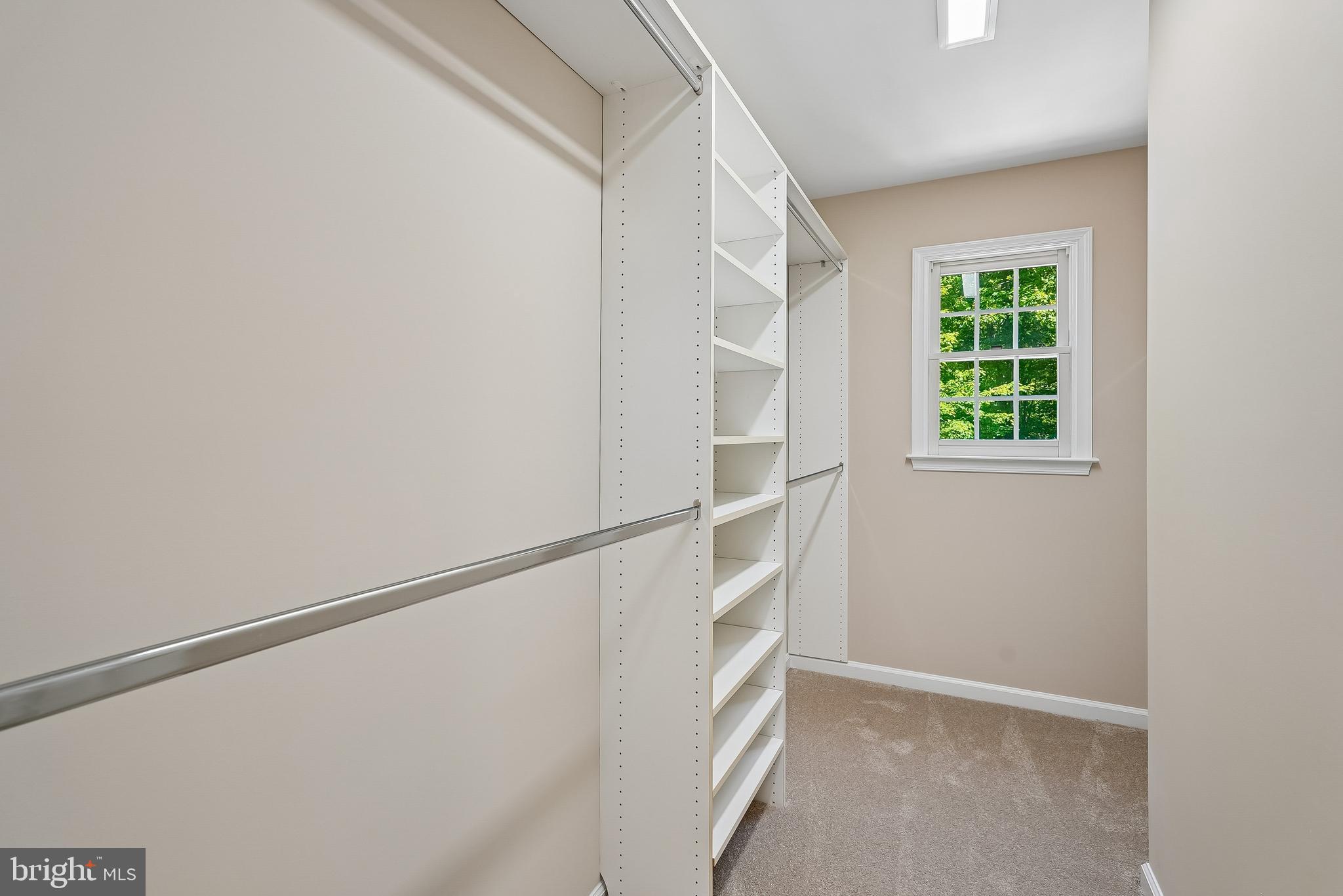 CROSSFIELDS - Residential