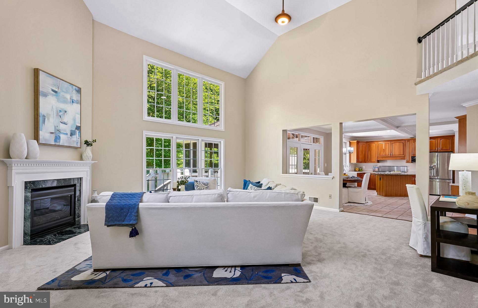CROSSFIELDS - Residential