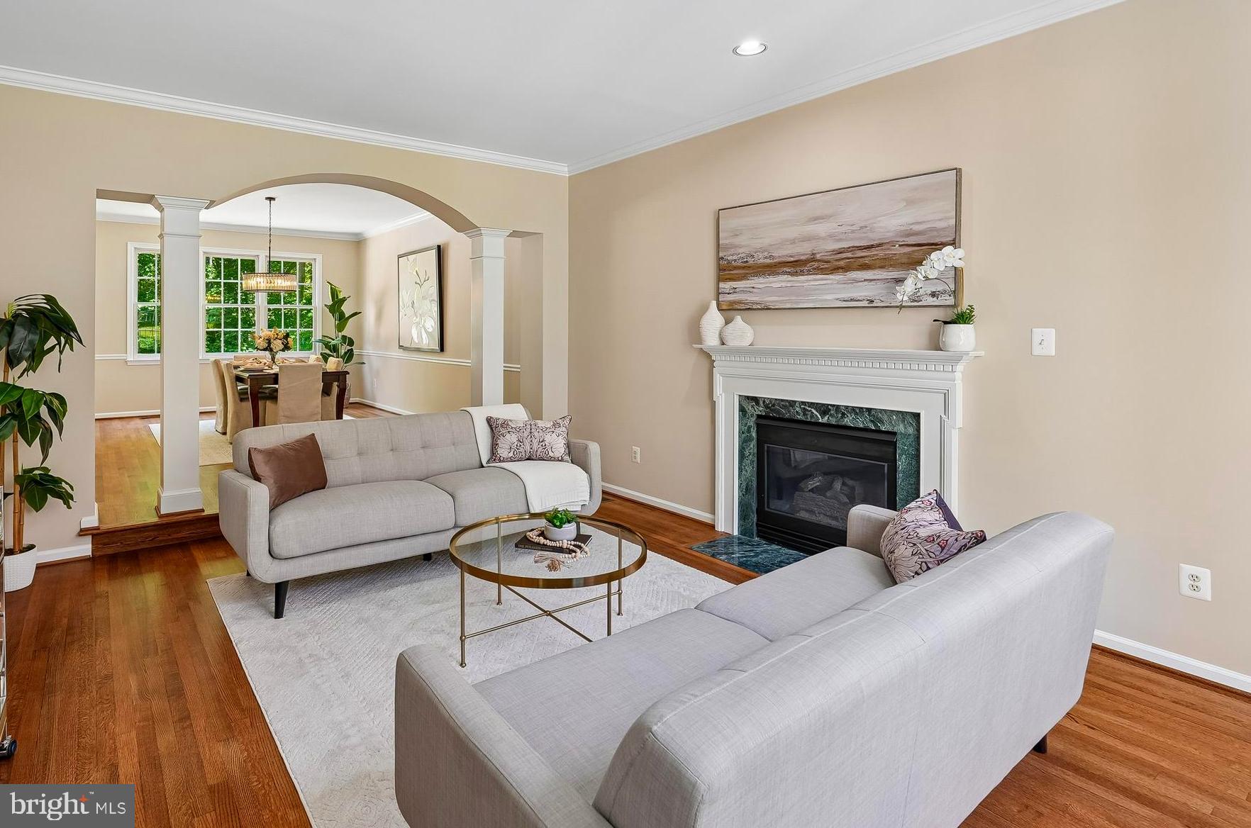 CROSSFIELDS - Residential
