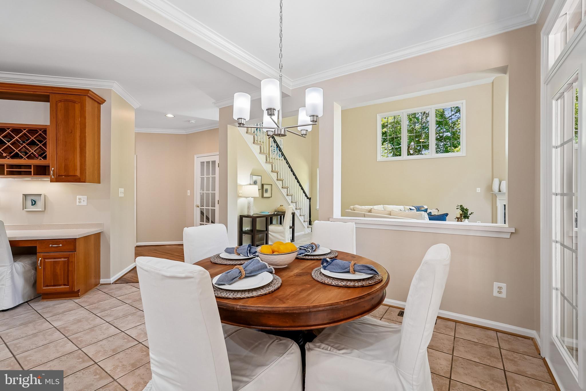 CROSSFIELDS - Residential