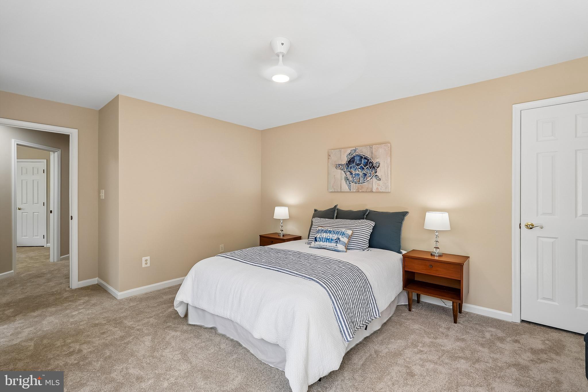 CROSSFIELDS - Residential