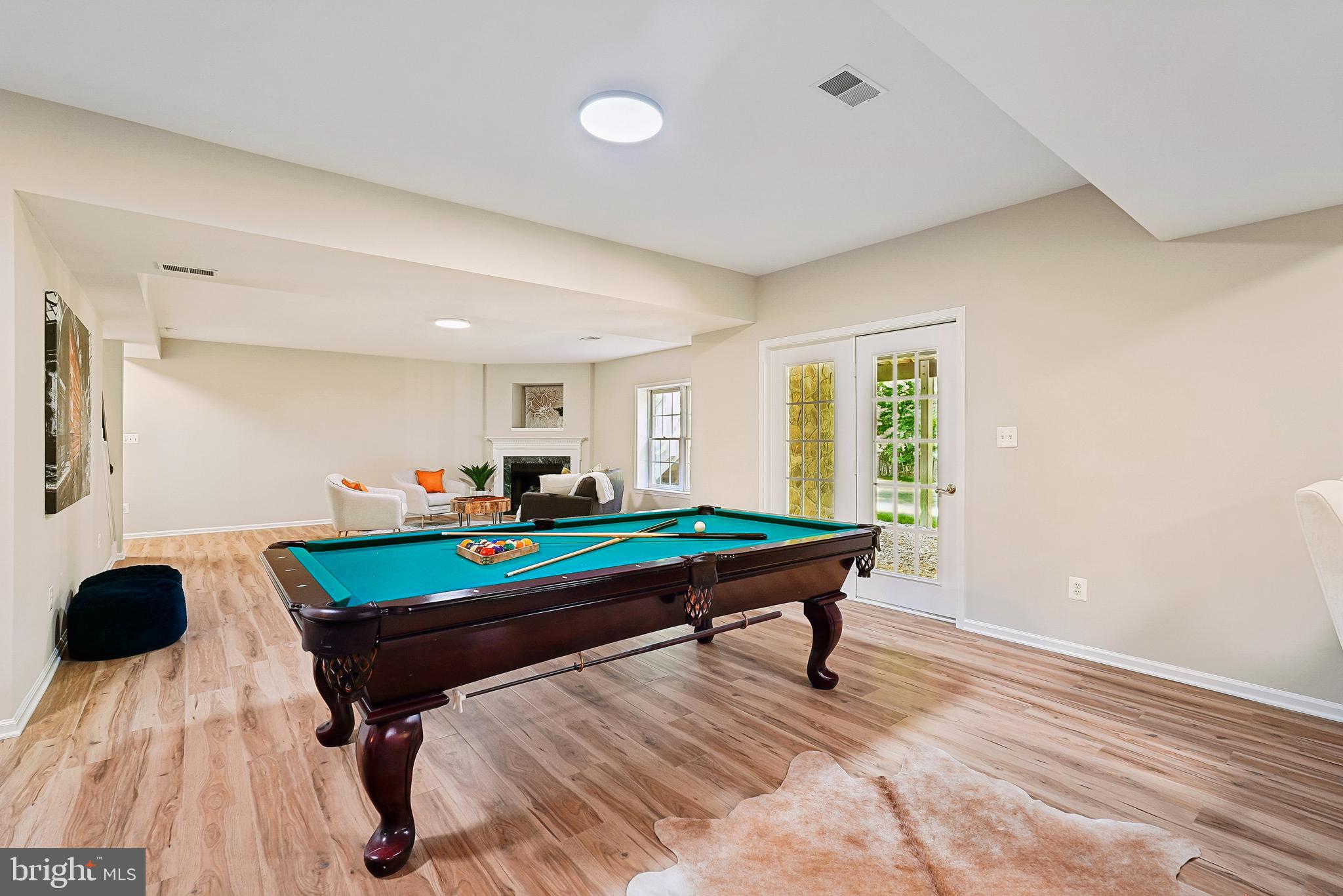 CROSSFIELDS - Residential