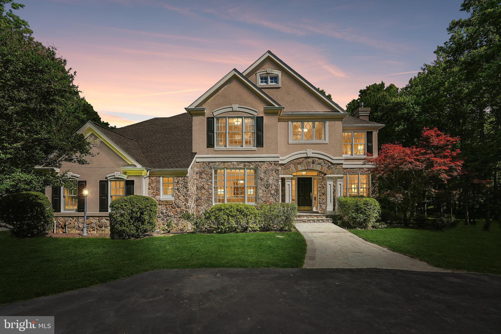CROSSFIELDS - Residential