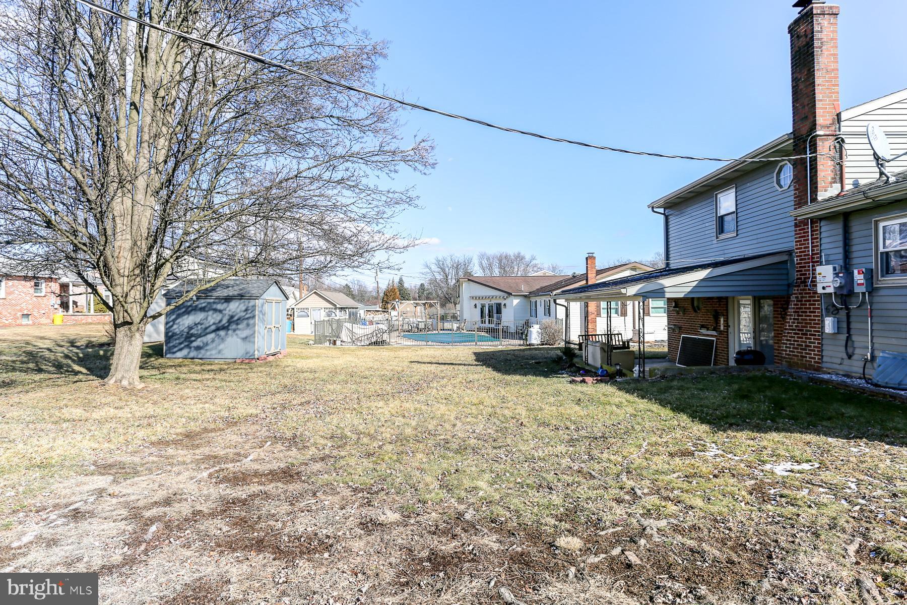 SHIREMAN MANOR - Residential