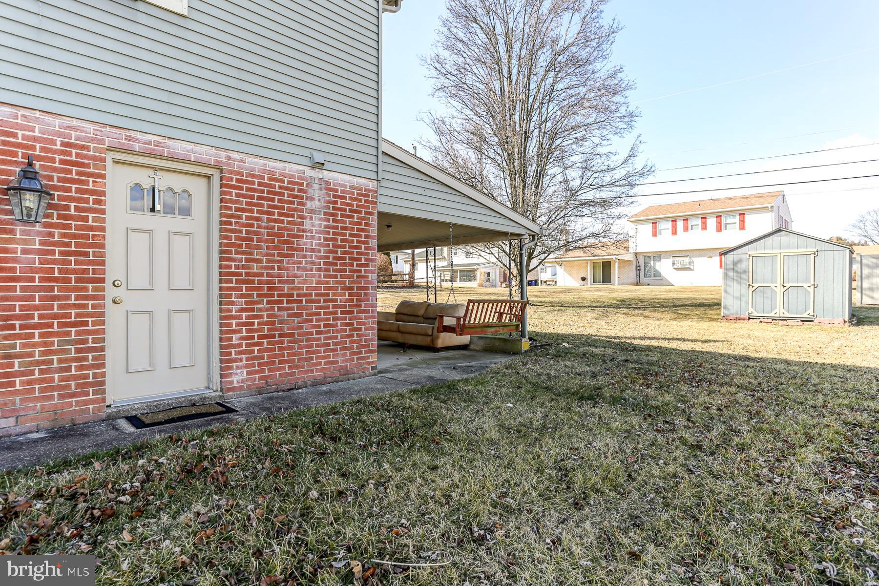SHIREMAN MANOR - Residential