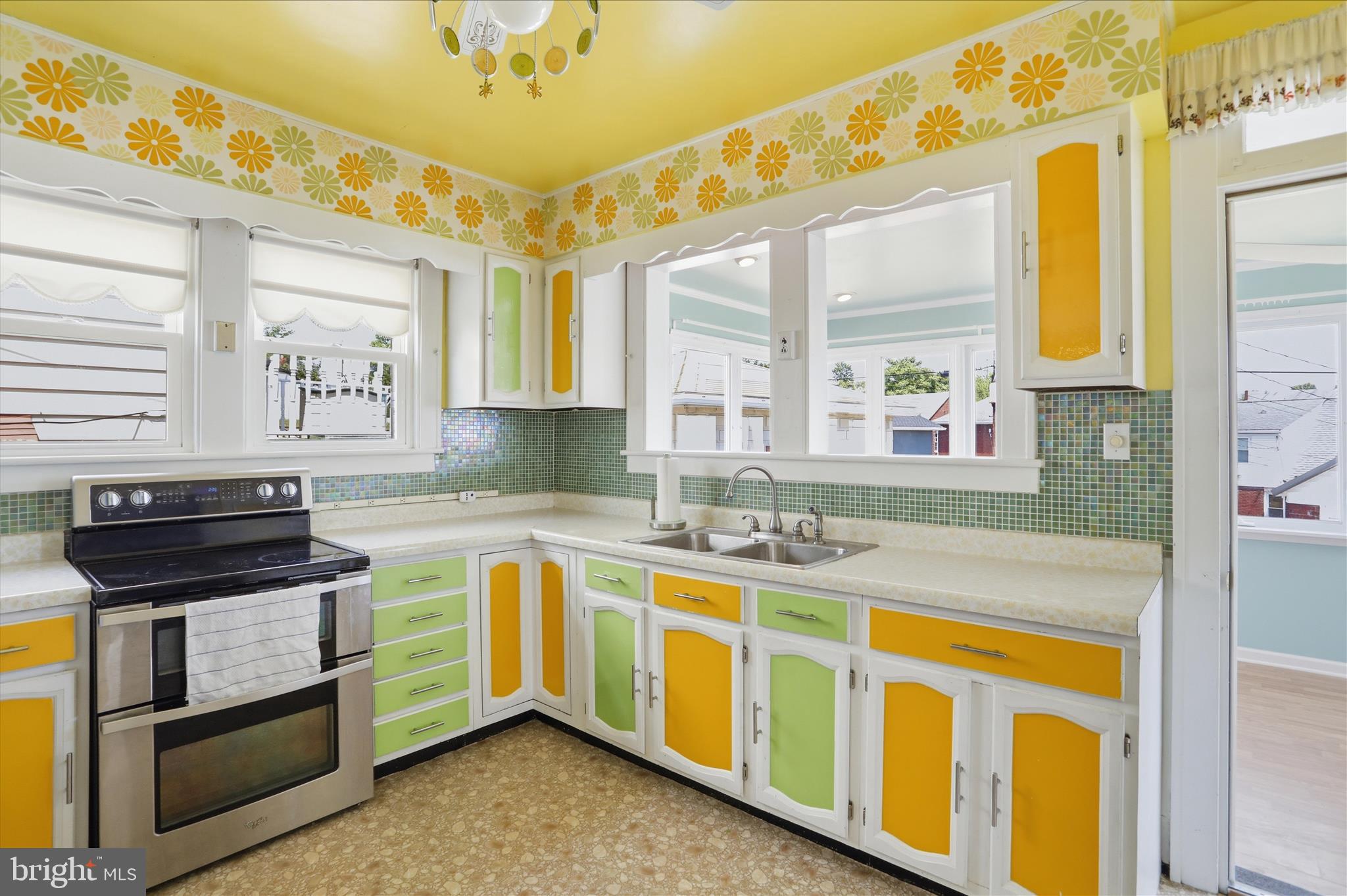 JOHNSON HEIGHTS - Residential