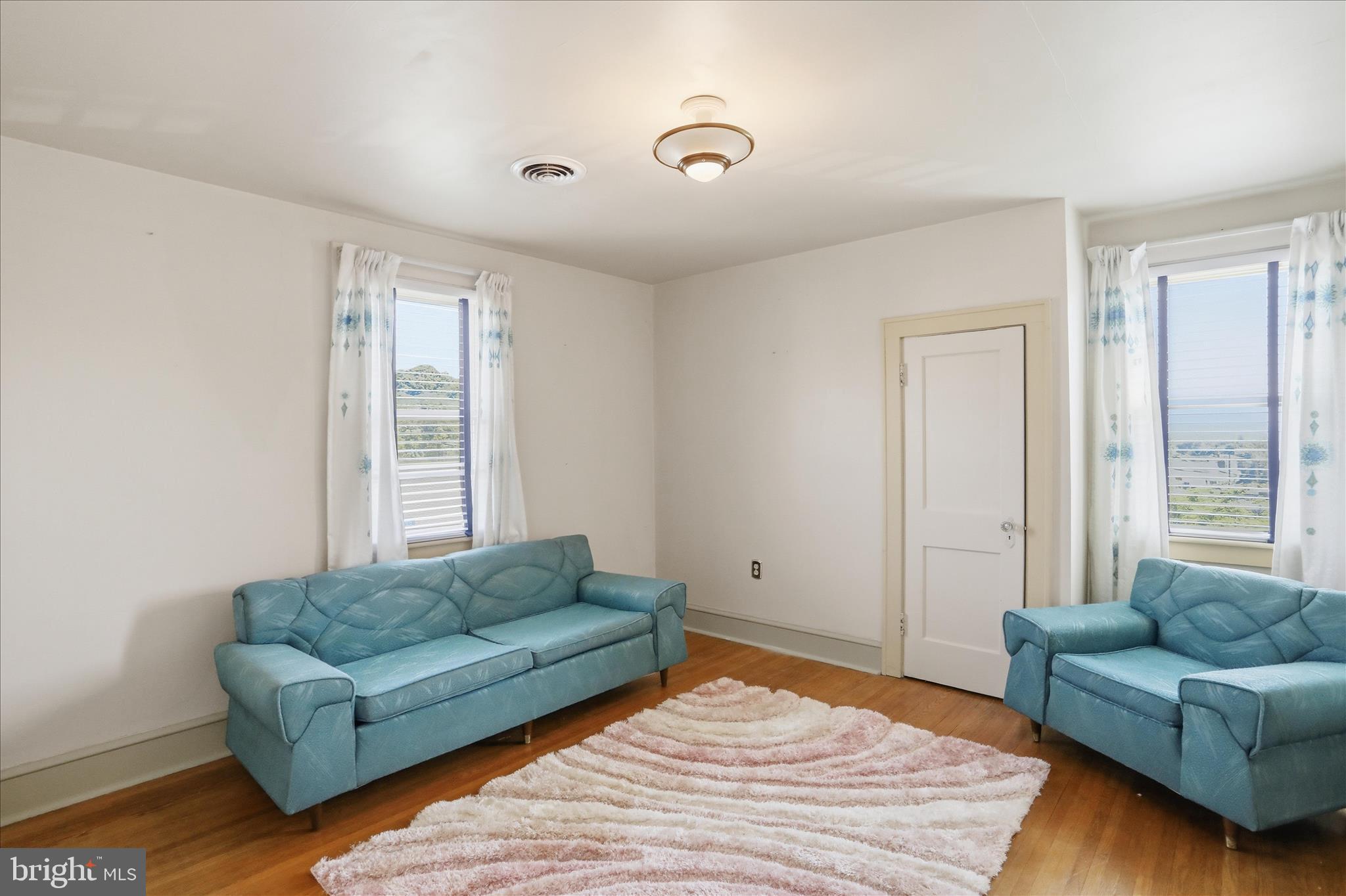 JOHNSON HEIGHTS - Residential