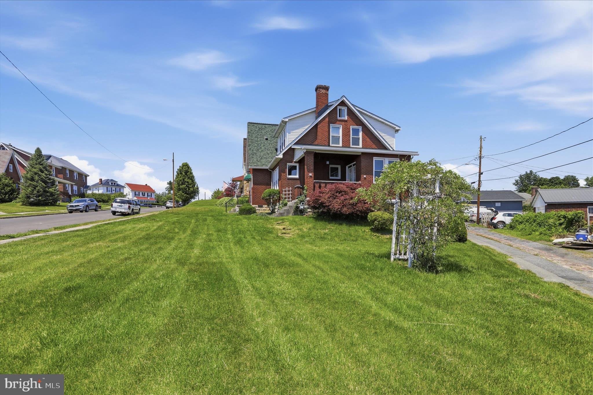 JOHNSON HEIGHTS - Residential