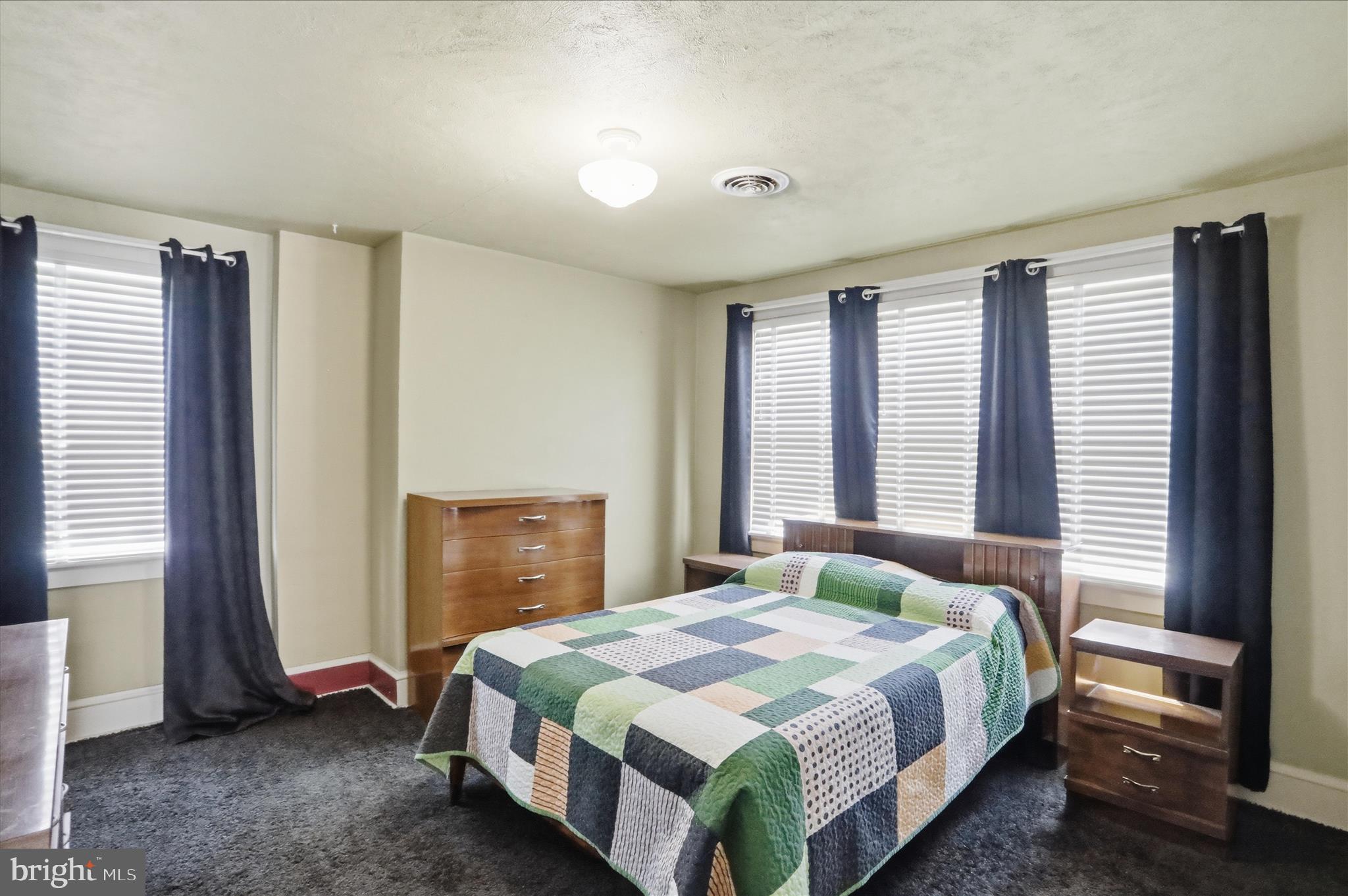 JOHNSON HEIGHTS - Residential