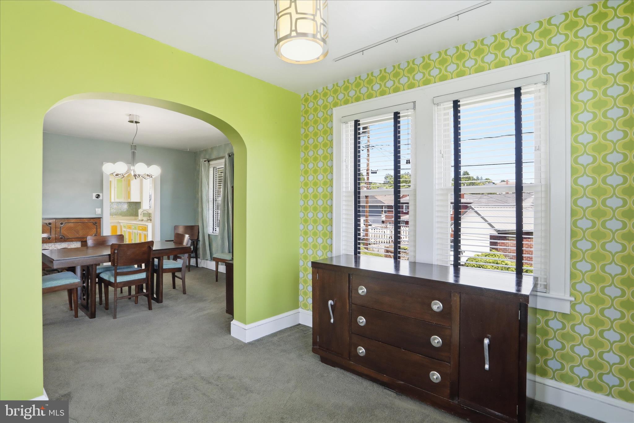 JOHNSON HEIGHTS - Residential