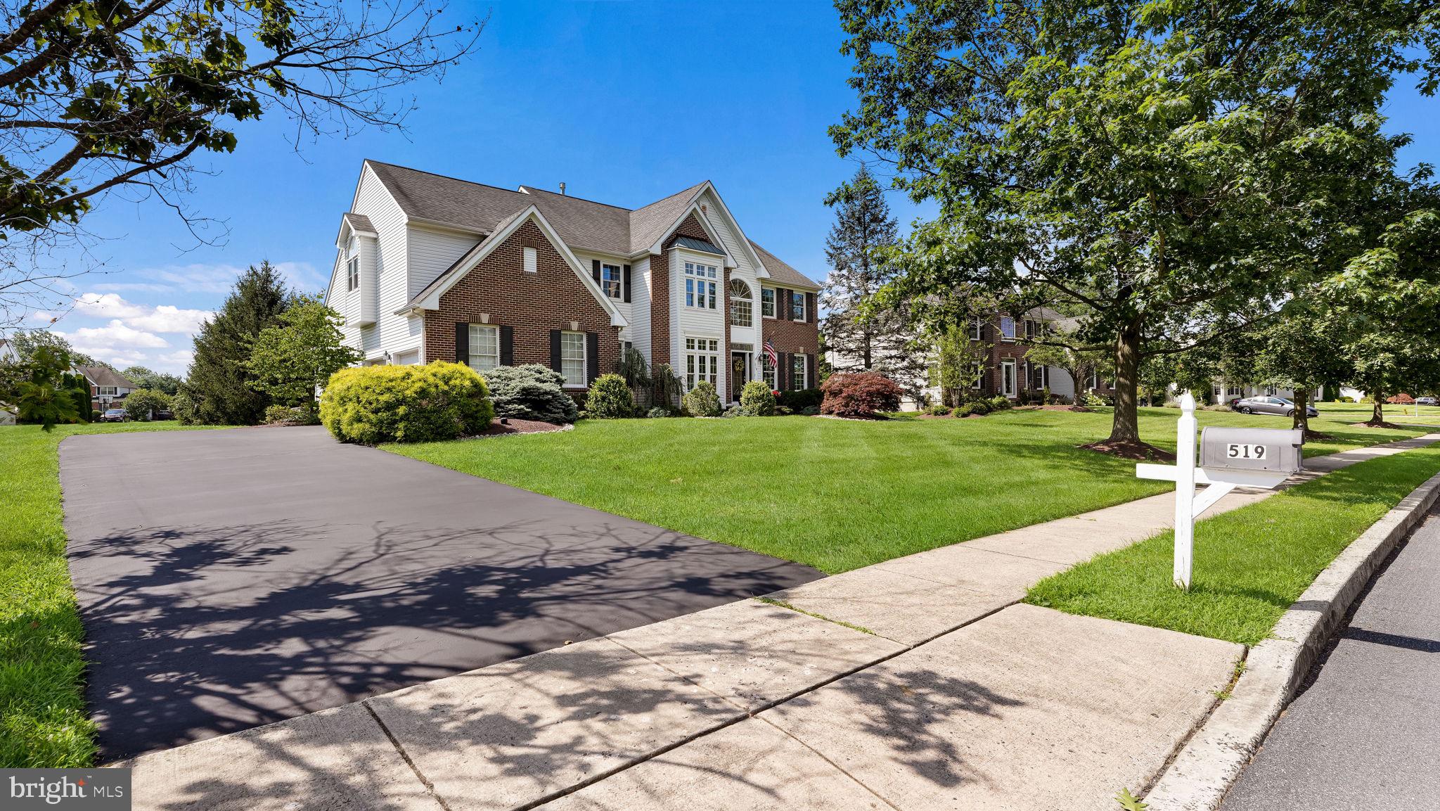 NORTHAMPTON CROSSG - Residential