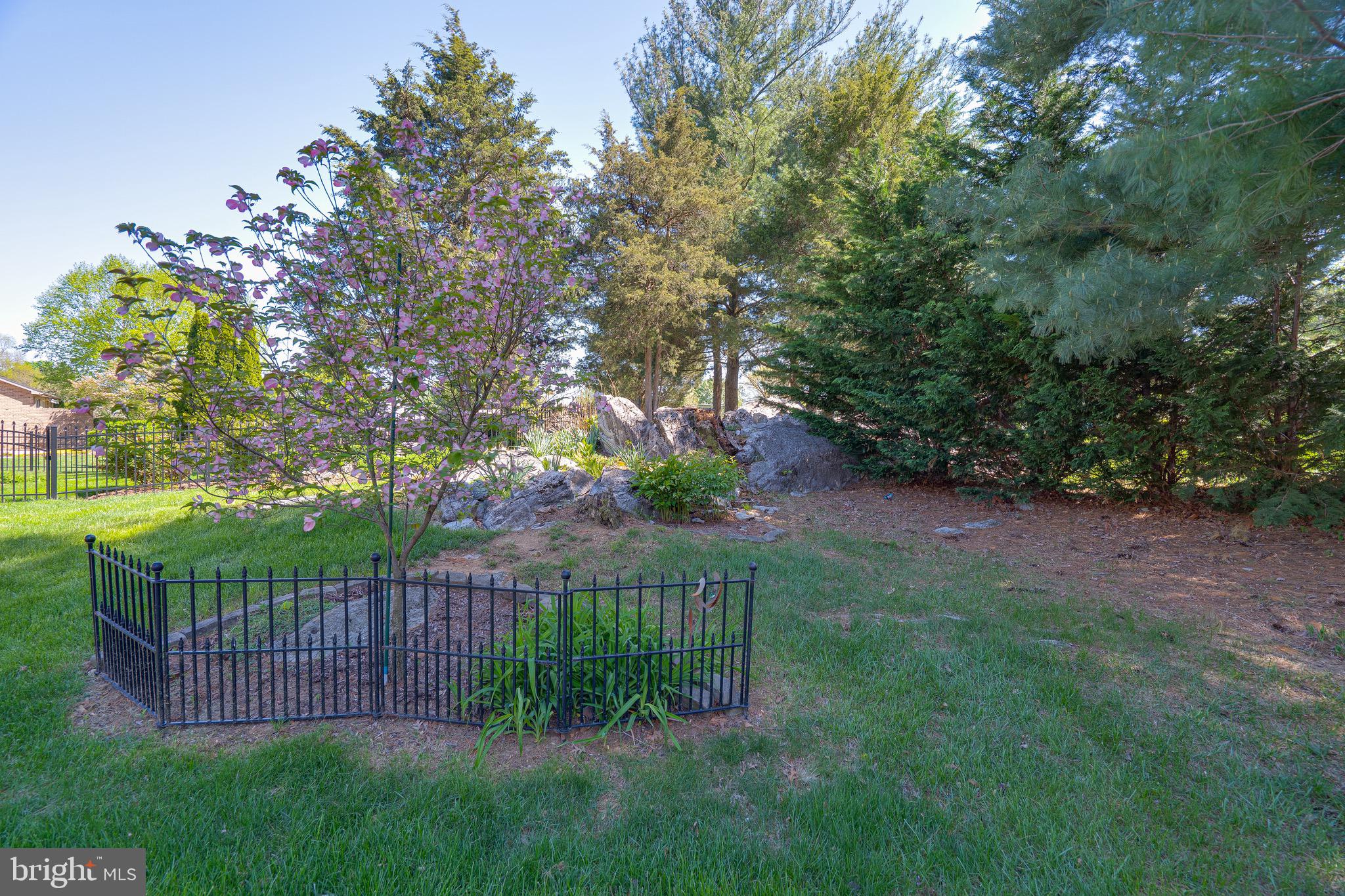 SPRING MILLS - Residential