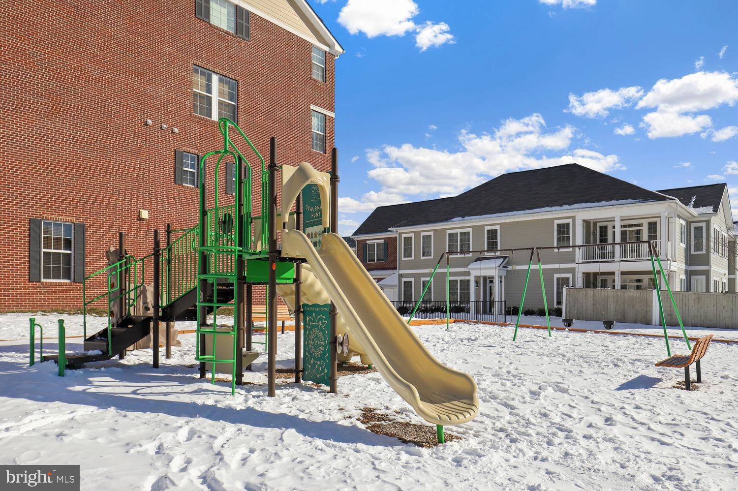 EAST GATE CONDOMINIUMS - Residential