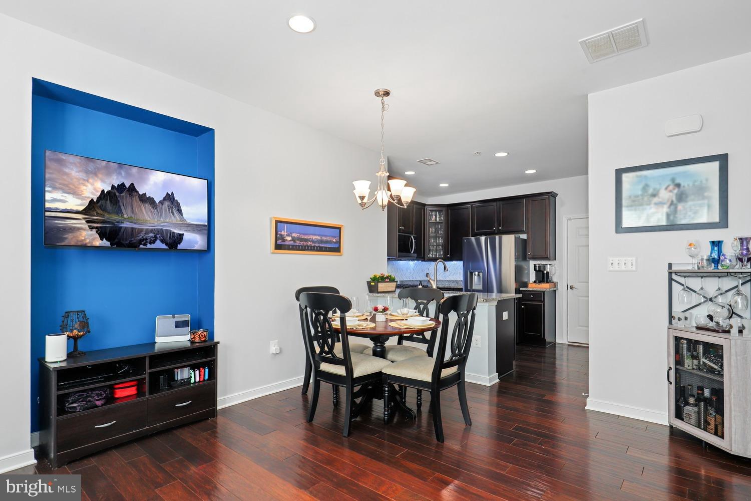 EAST GATE CONDOMINIUMS - Residential