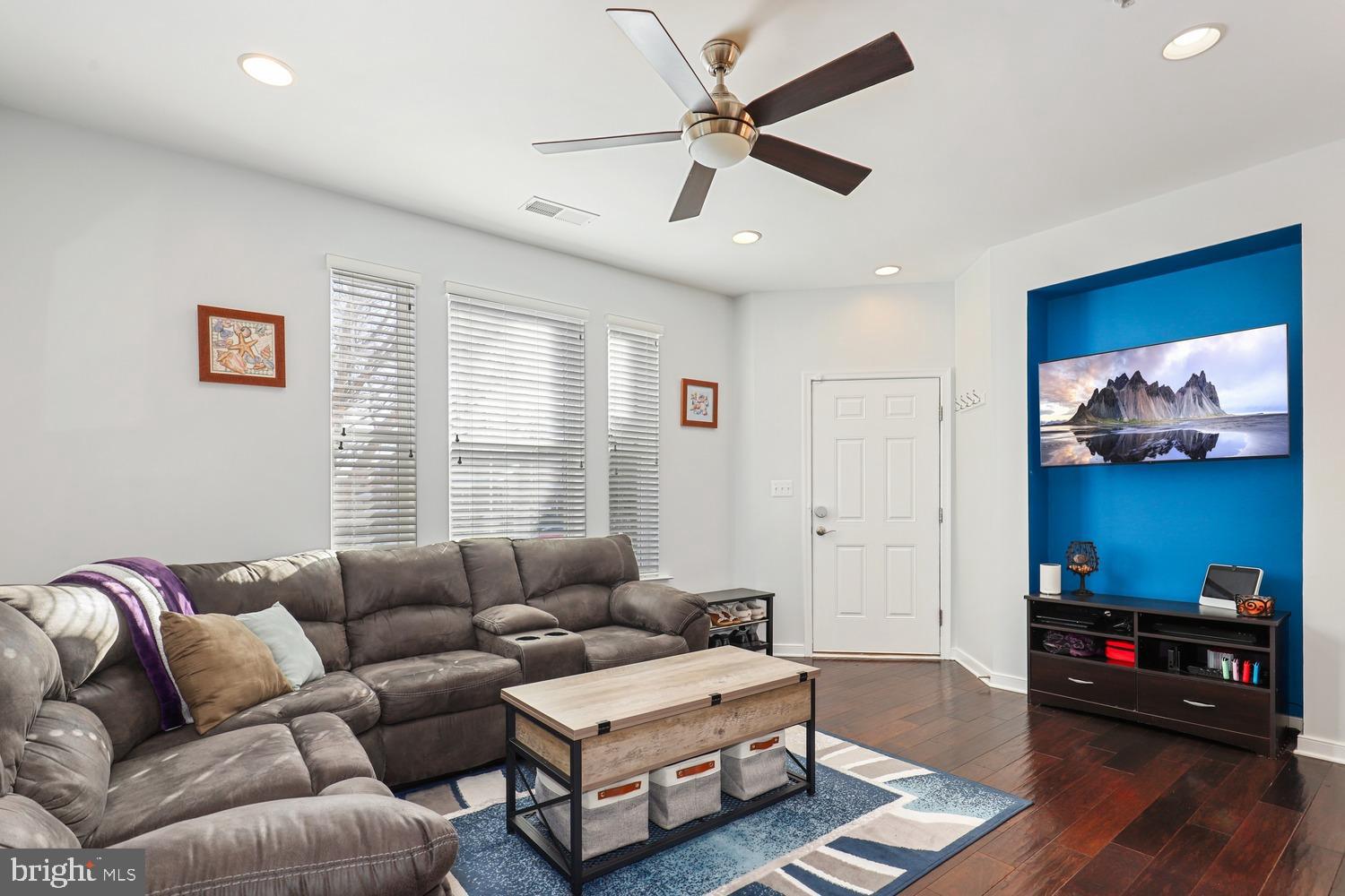 EAST GATE CONDOMINIUMS - Residential