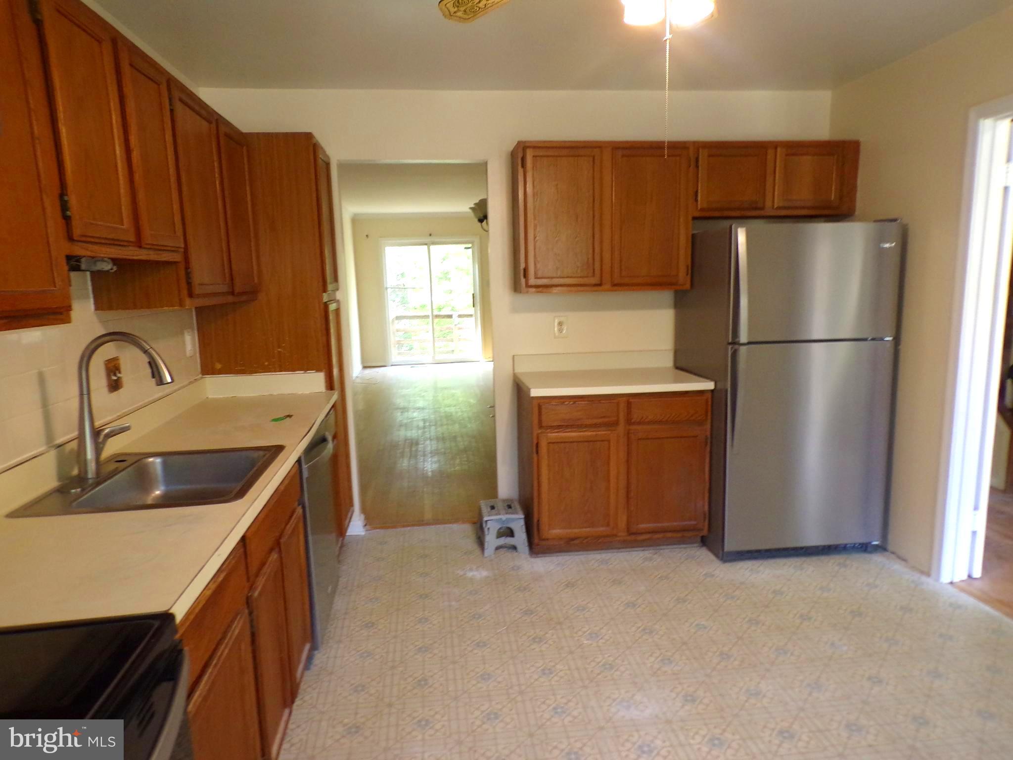 SPRINGFIELD OAKS - Residential