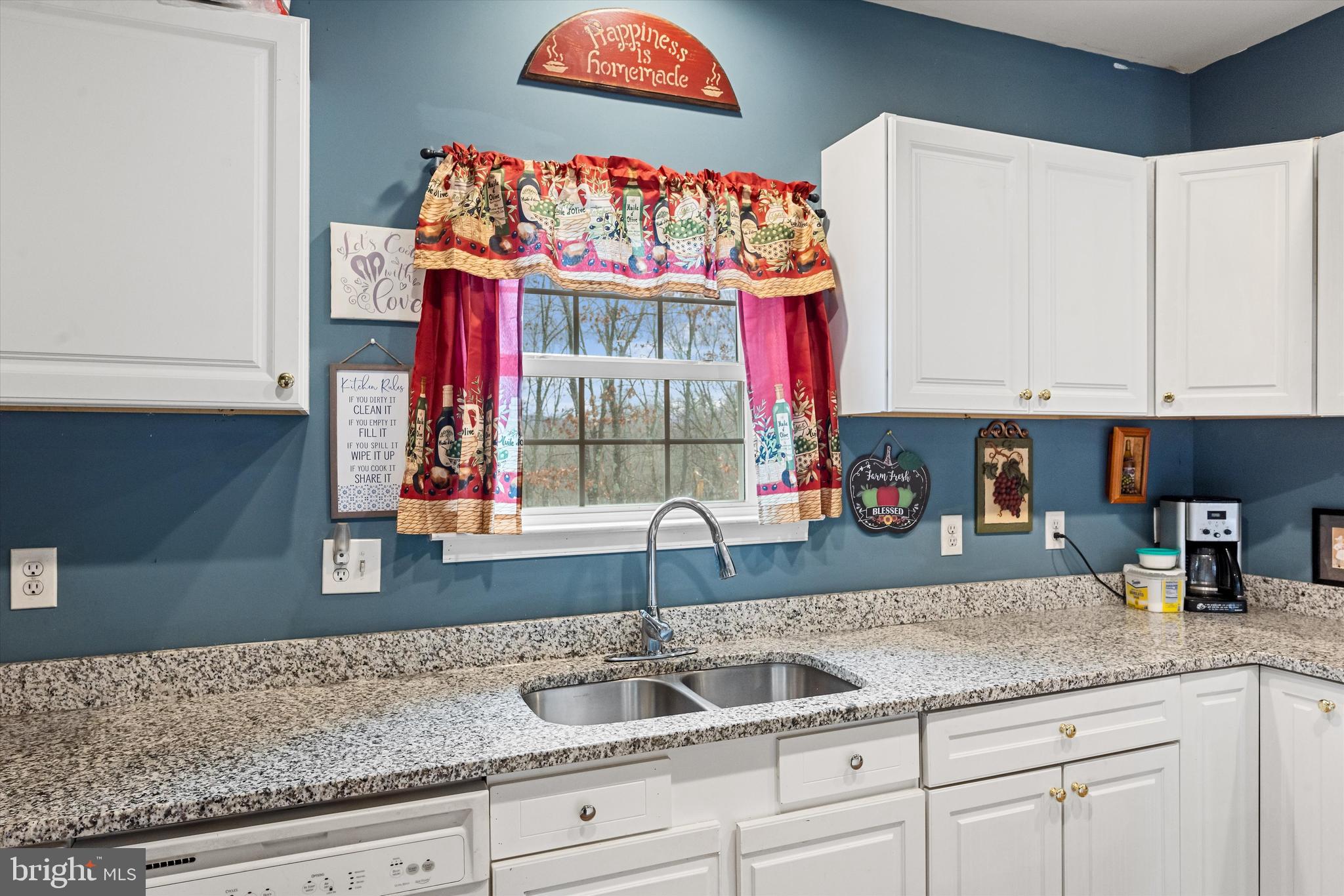 SLEEPY KNOLLS - Residential