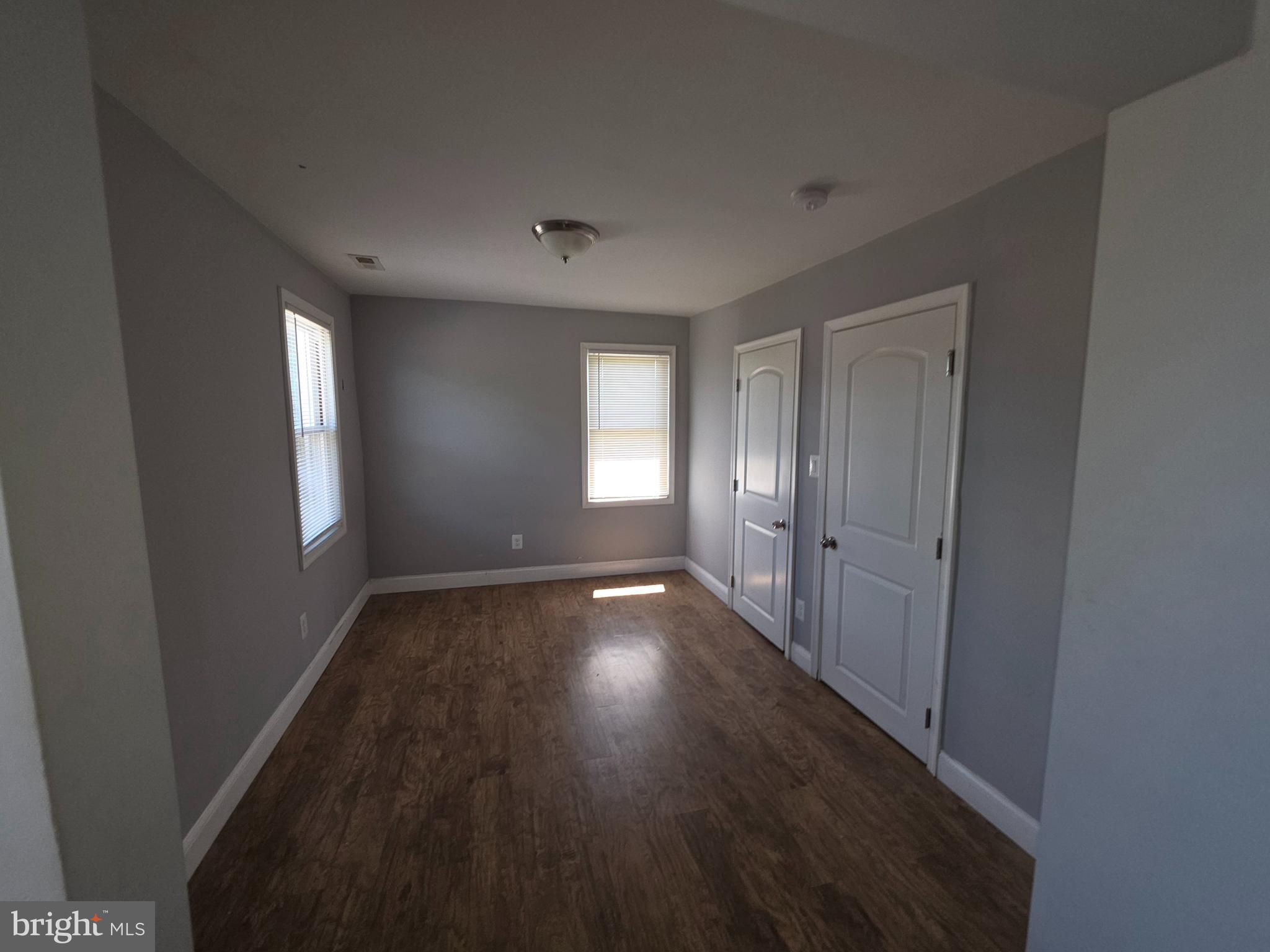 ARLINGTON - Residential