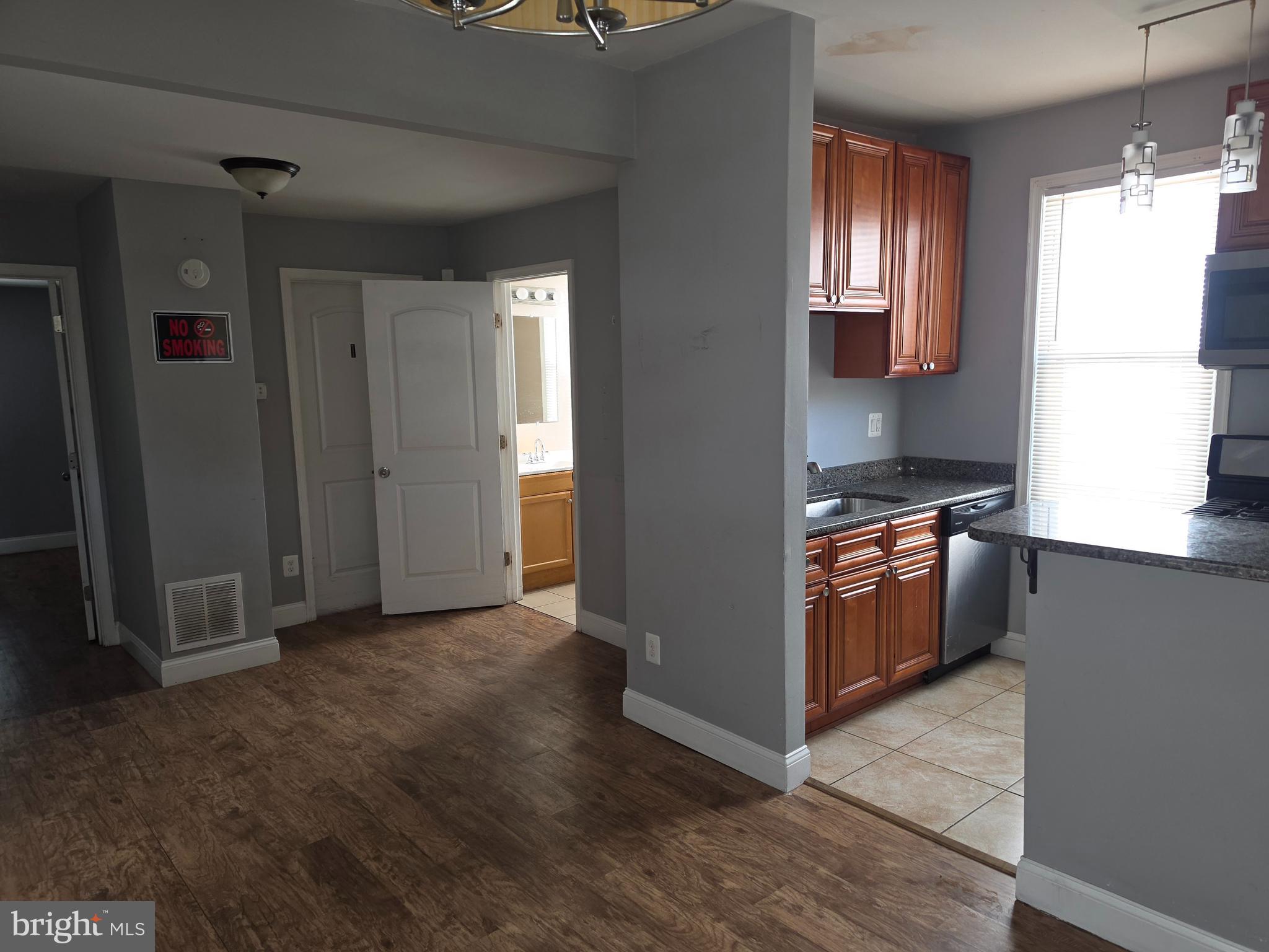 ARLINGTON - Residential