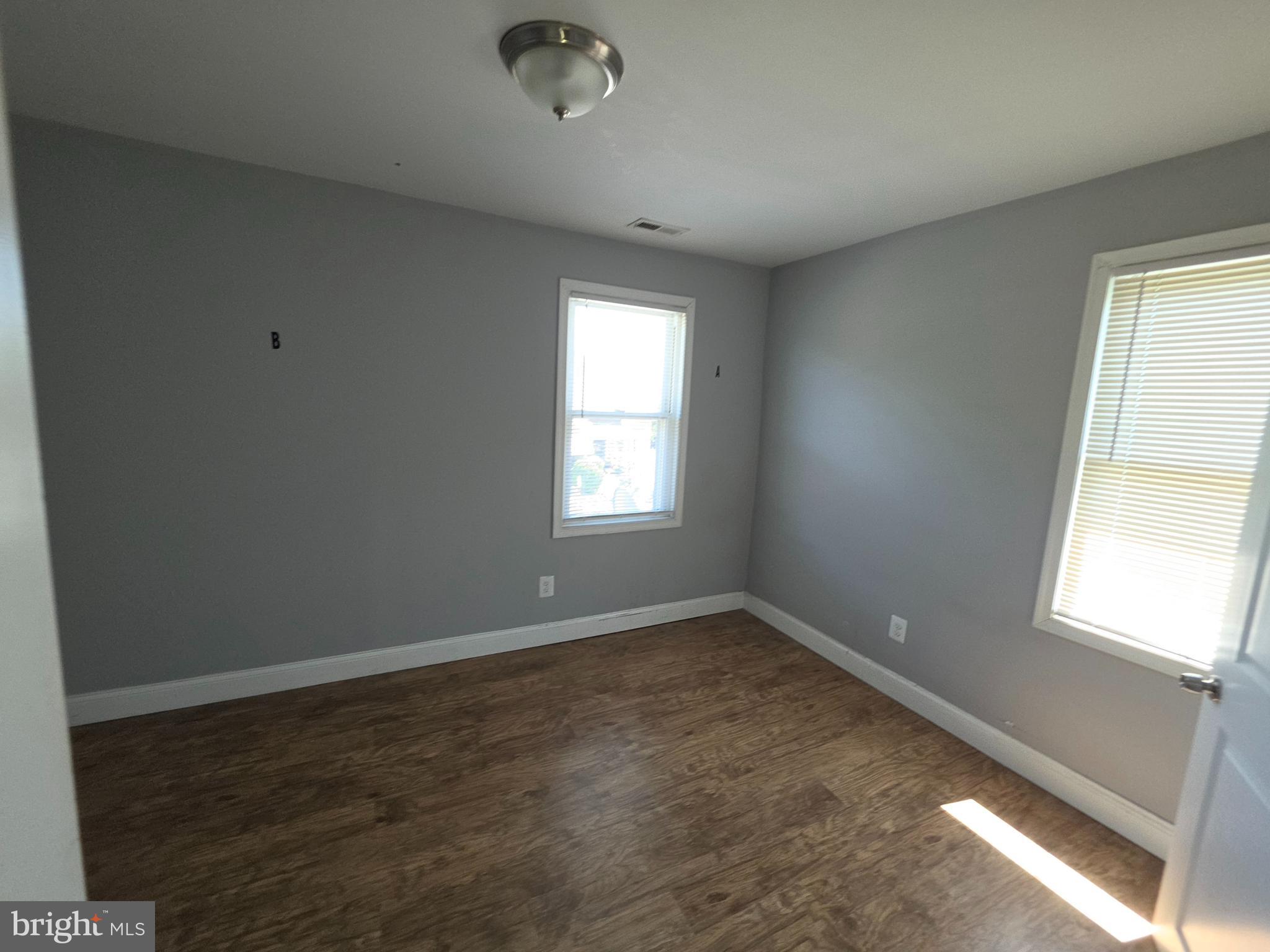 ARLINGTON - Residential