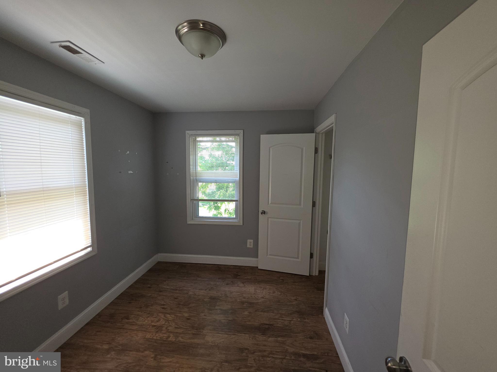 ARLINGTON - Residential