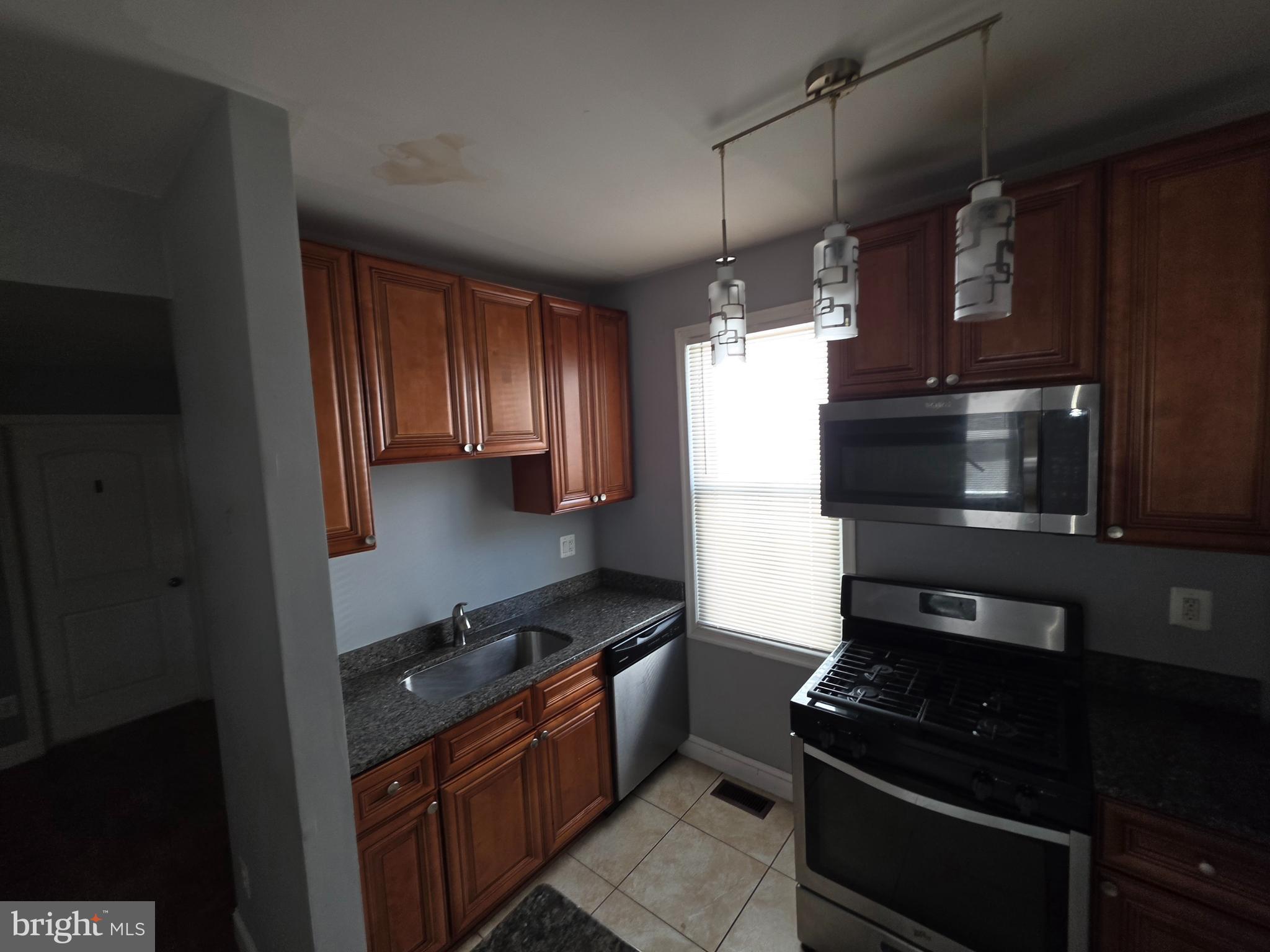 ARLINGTON - Residential