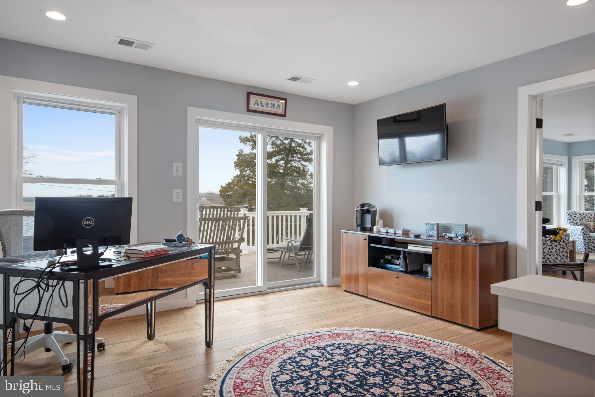 BACK BAY BEACH - Residential