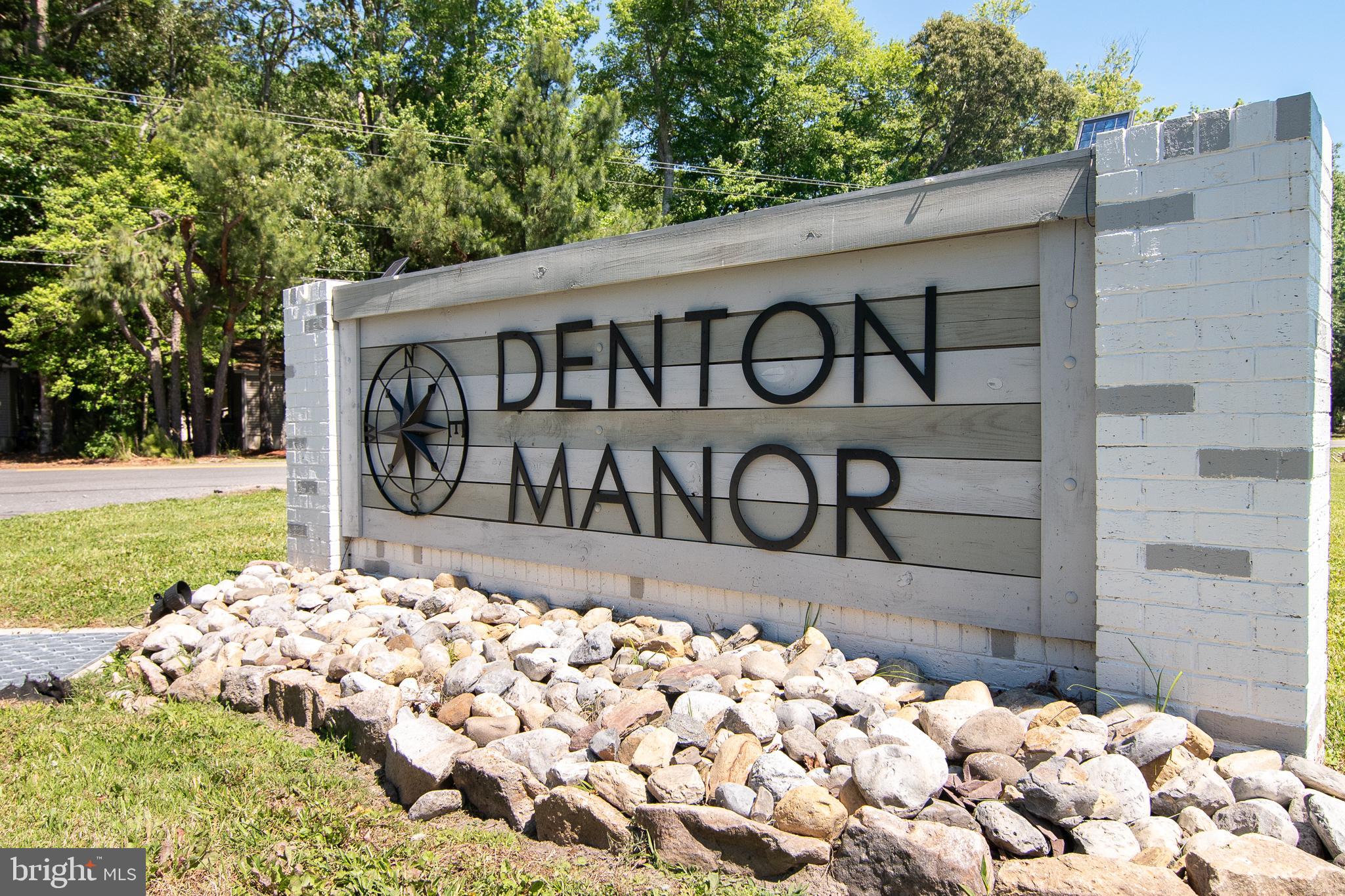 DENTON MANOR - Residential