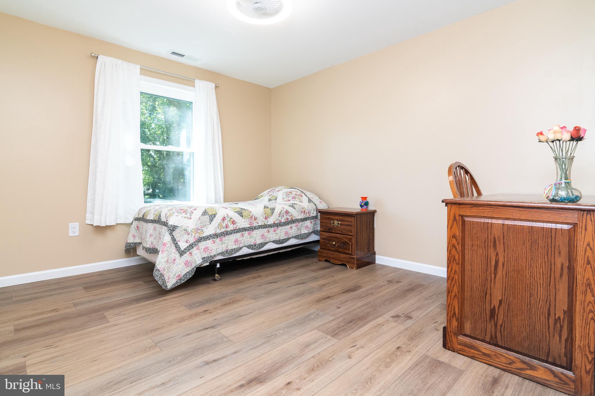 DENTON MANOR - Residential