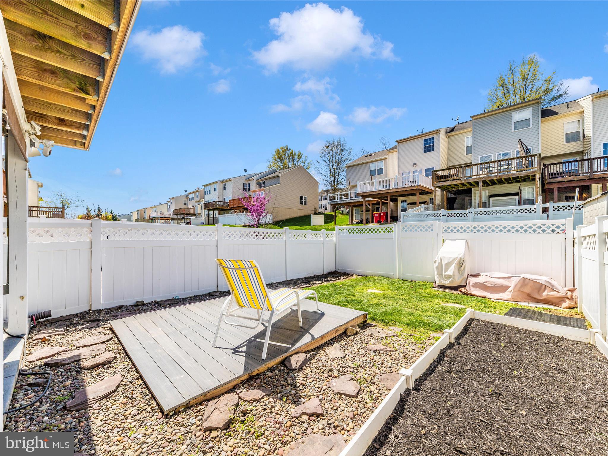 LAKELAND PLACE - Residential