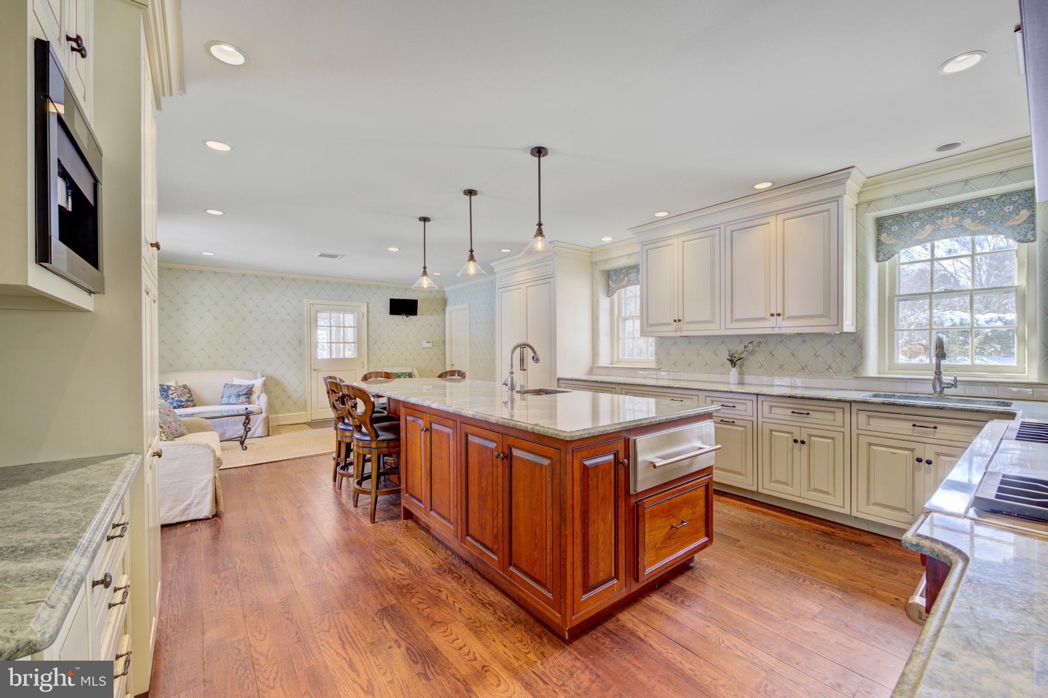 BRYN MAWR - Residential