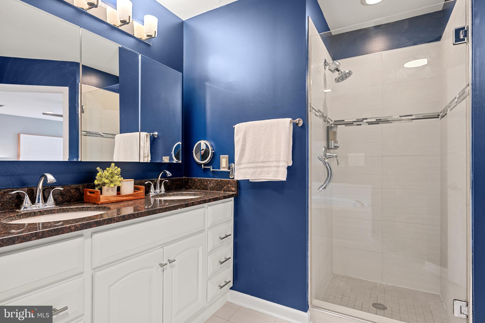 LORTON TOWN CENTER - Residential