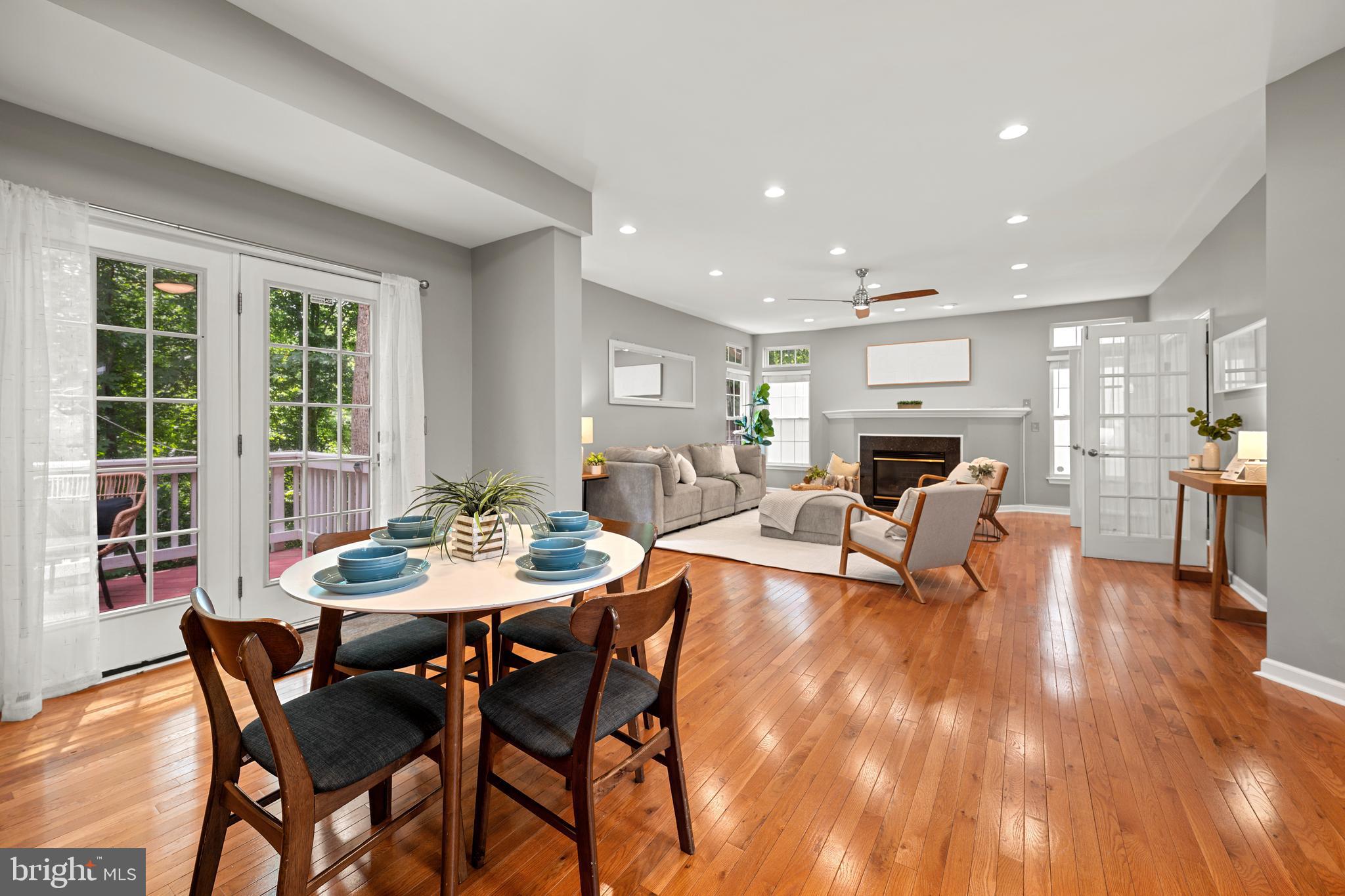 LORTON TOWN CENTER - Residential