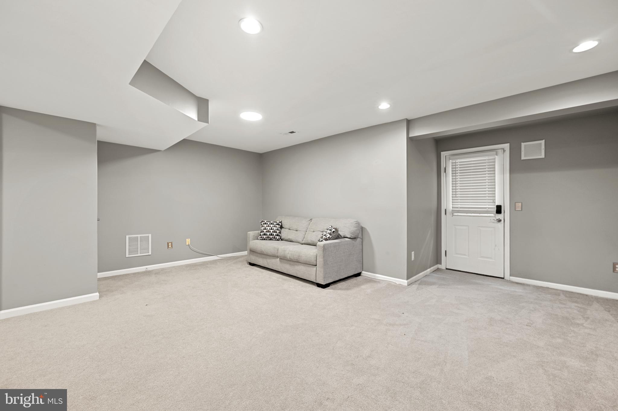 LORTON TOWN CENTER - Residential
